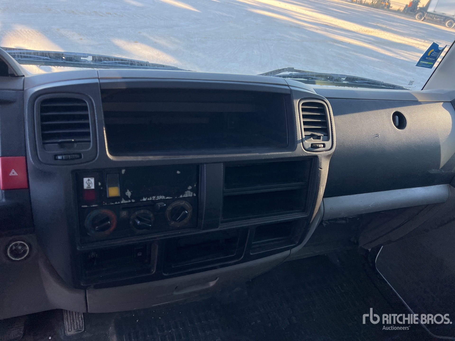2014 Nissan CABSTAR 35.12 N