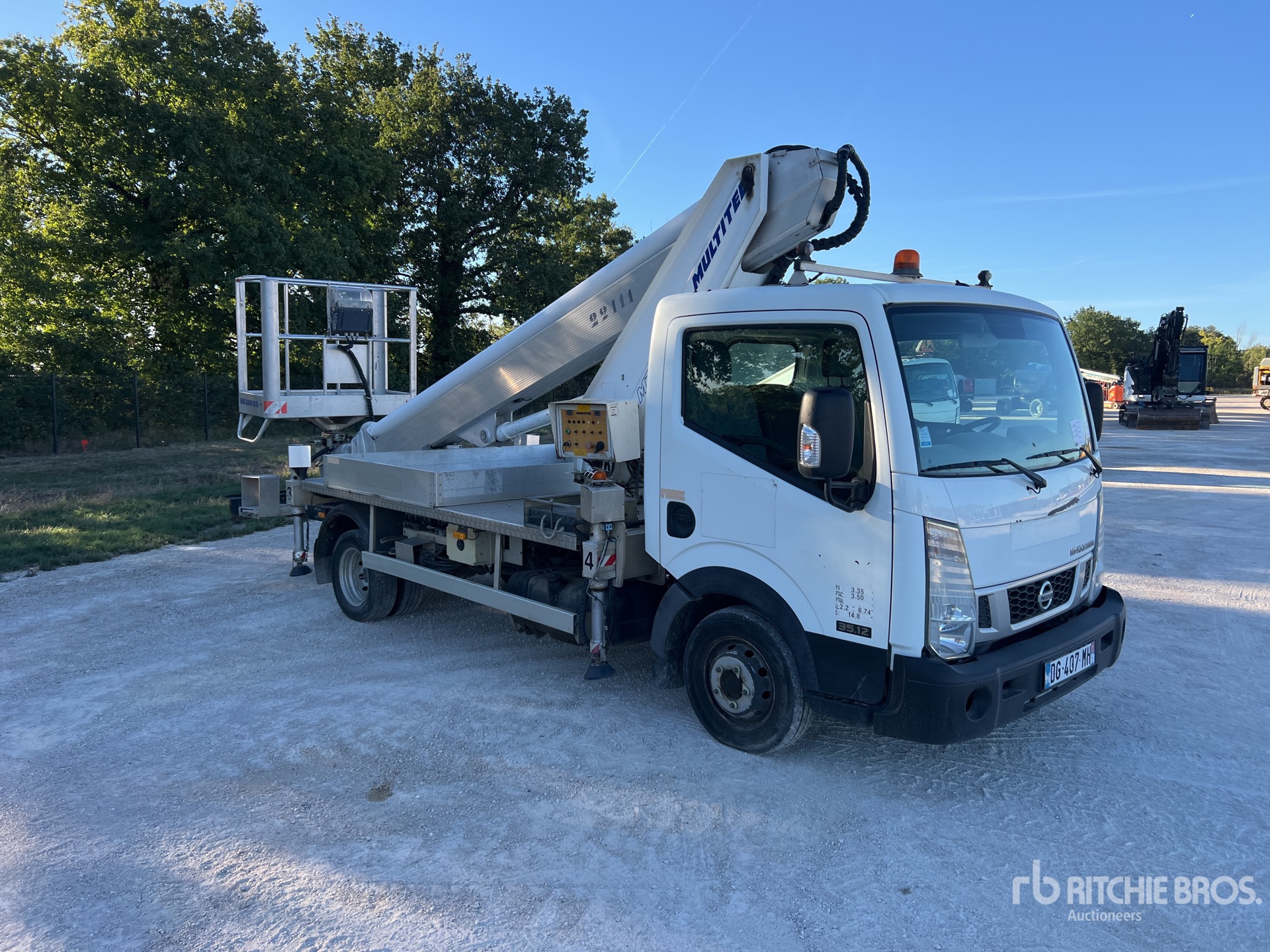 2014 Nissan CABSTAR 35.12 N