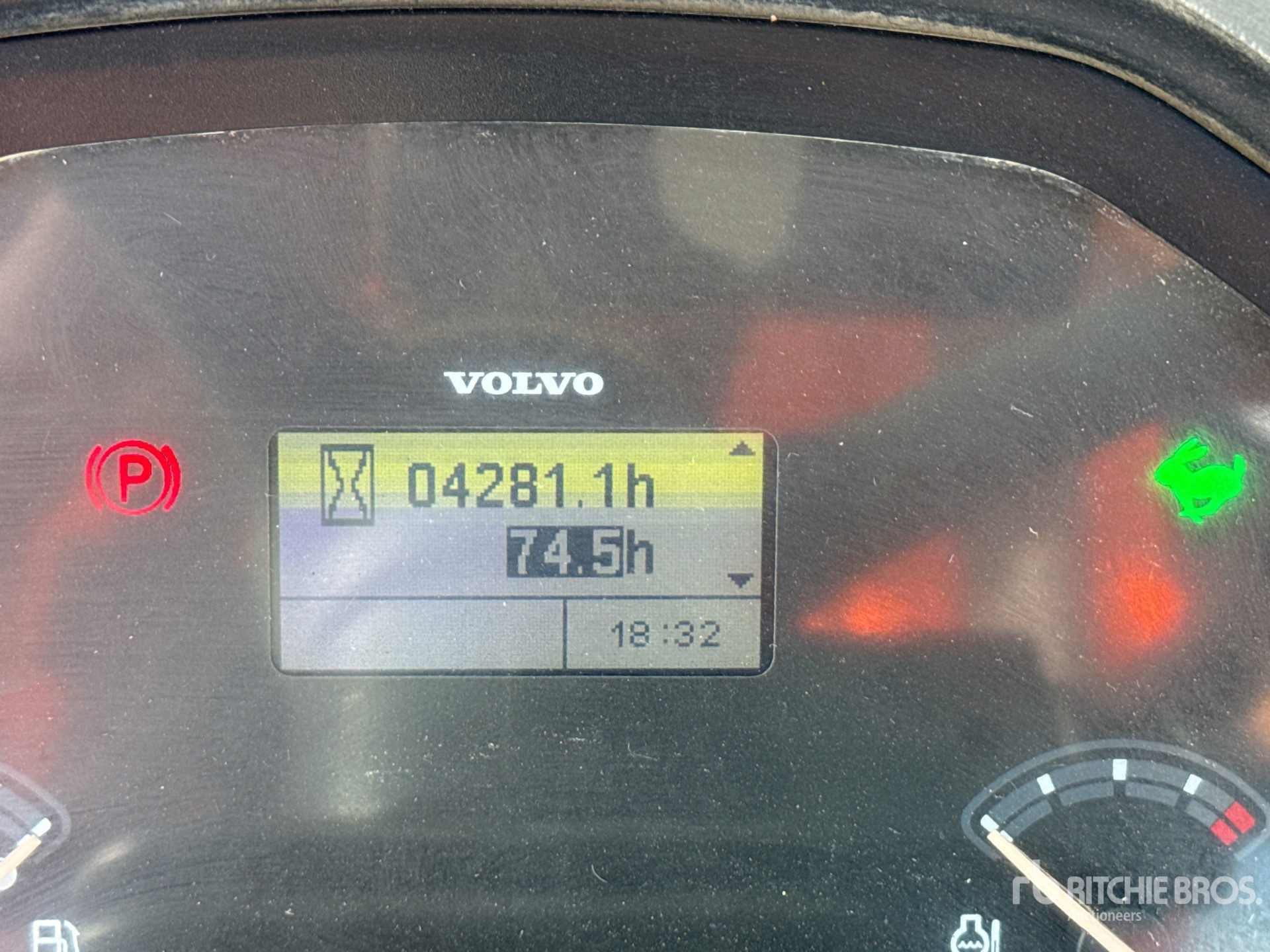 2017 Volvo L30G