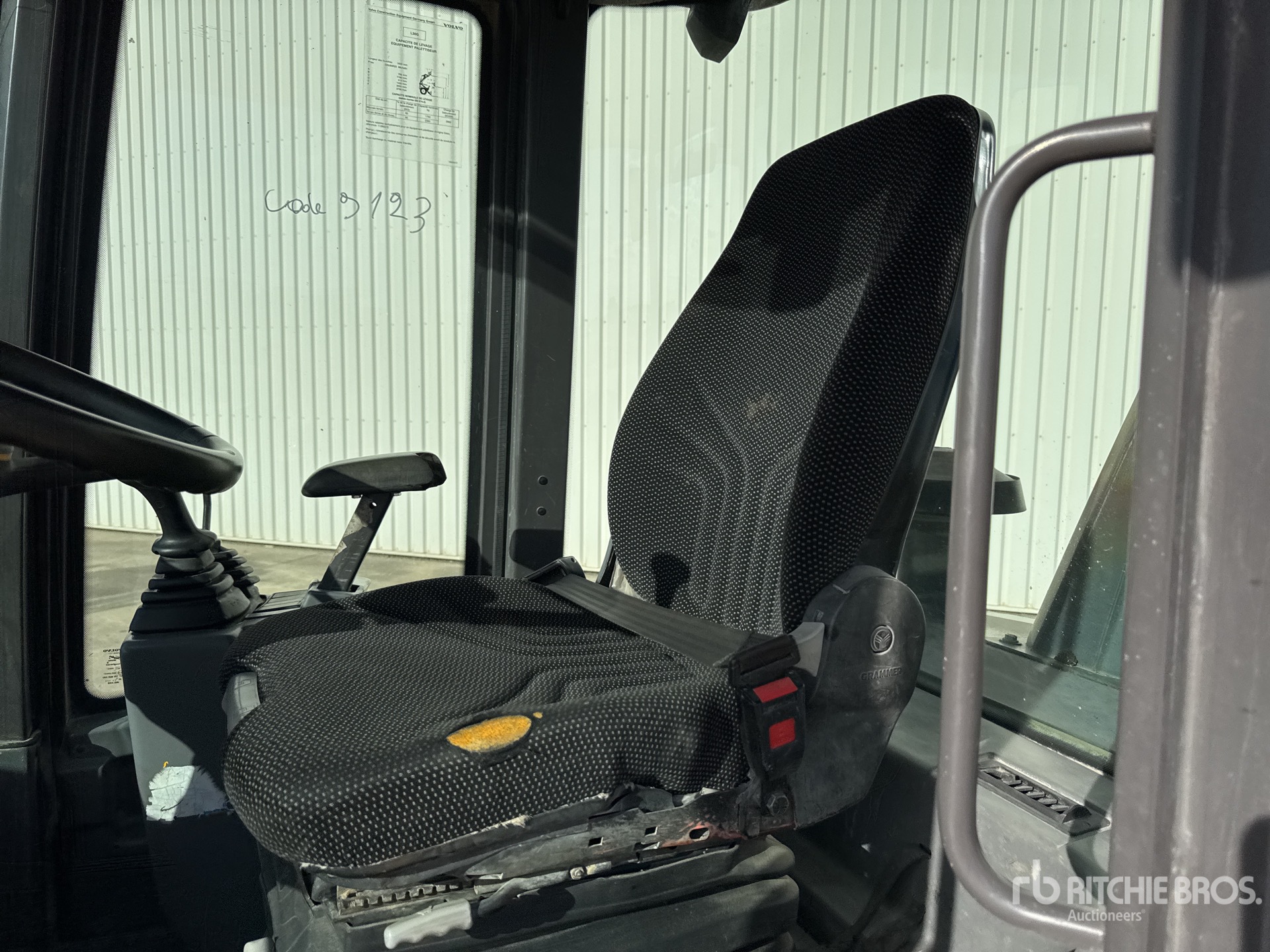 2017 Volvo L30G