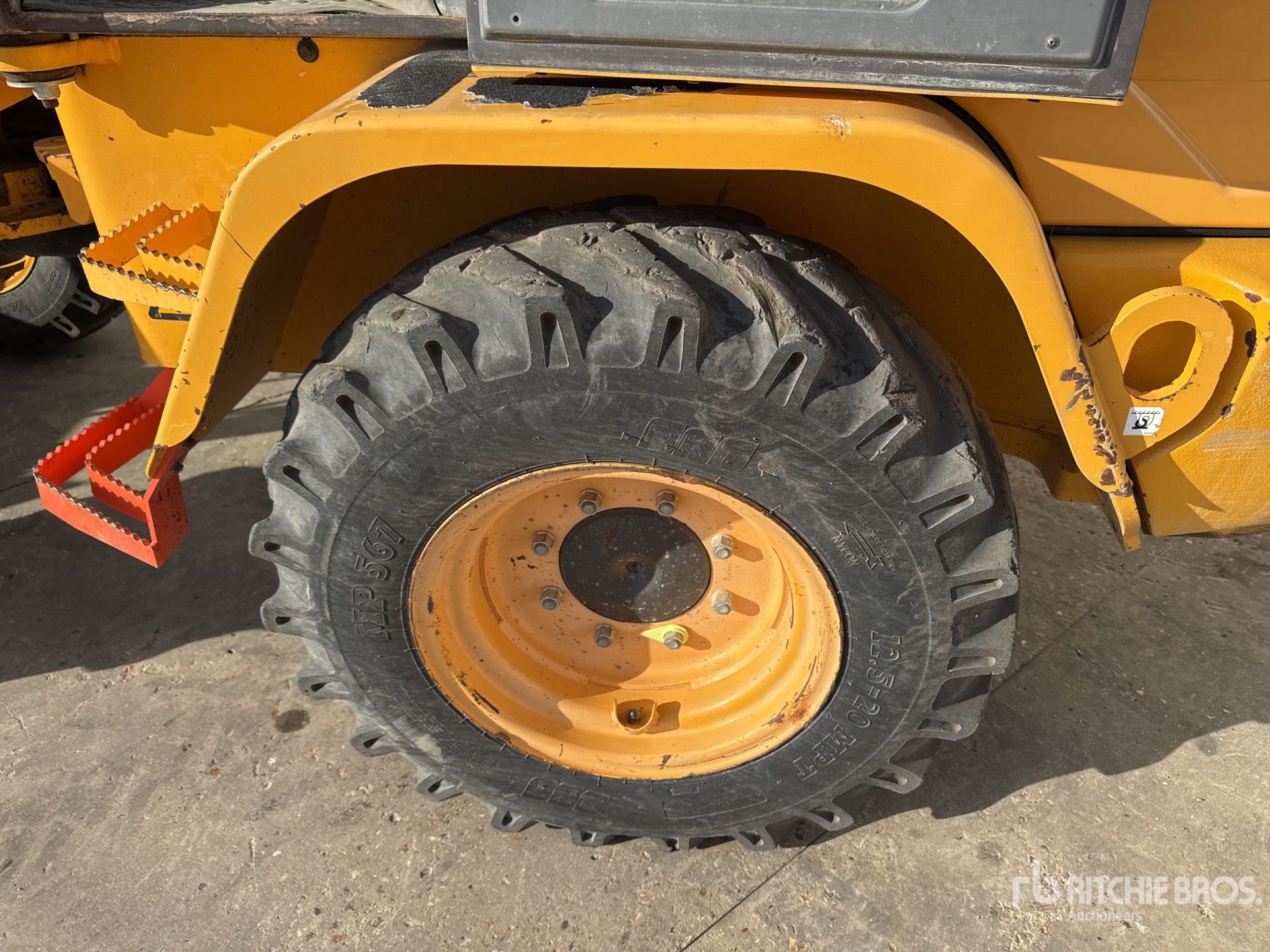 2017 Volvo L30G