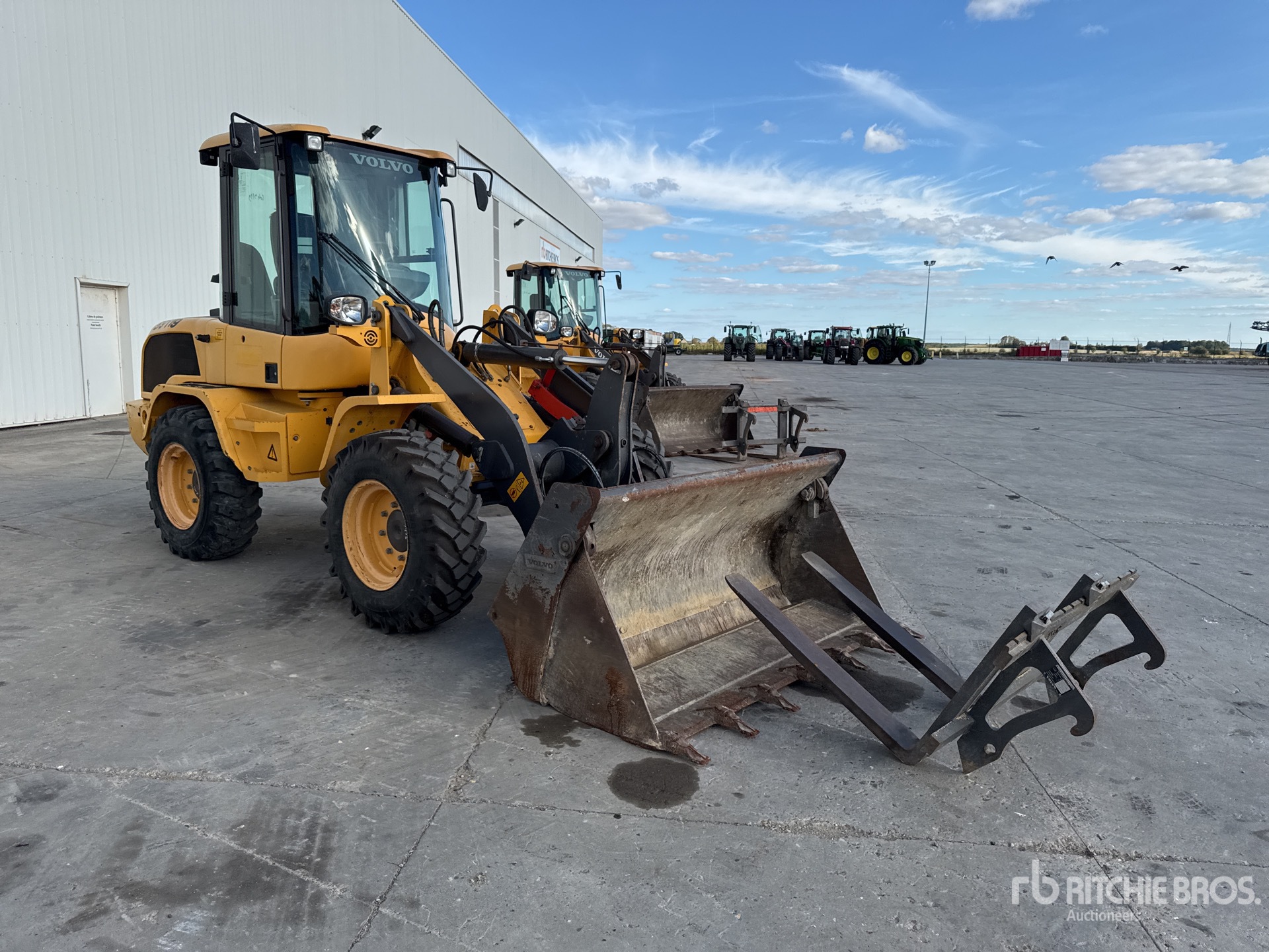 2017 Volvo L30G