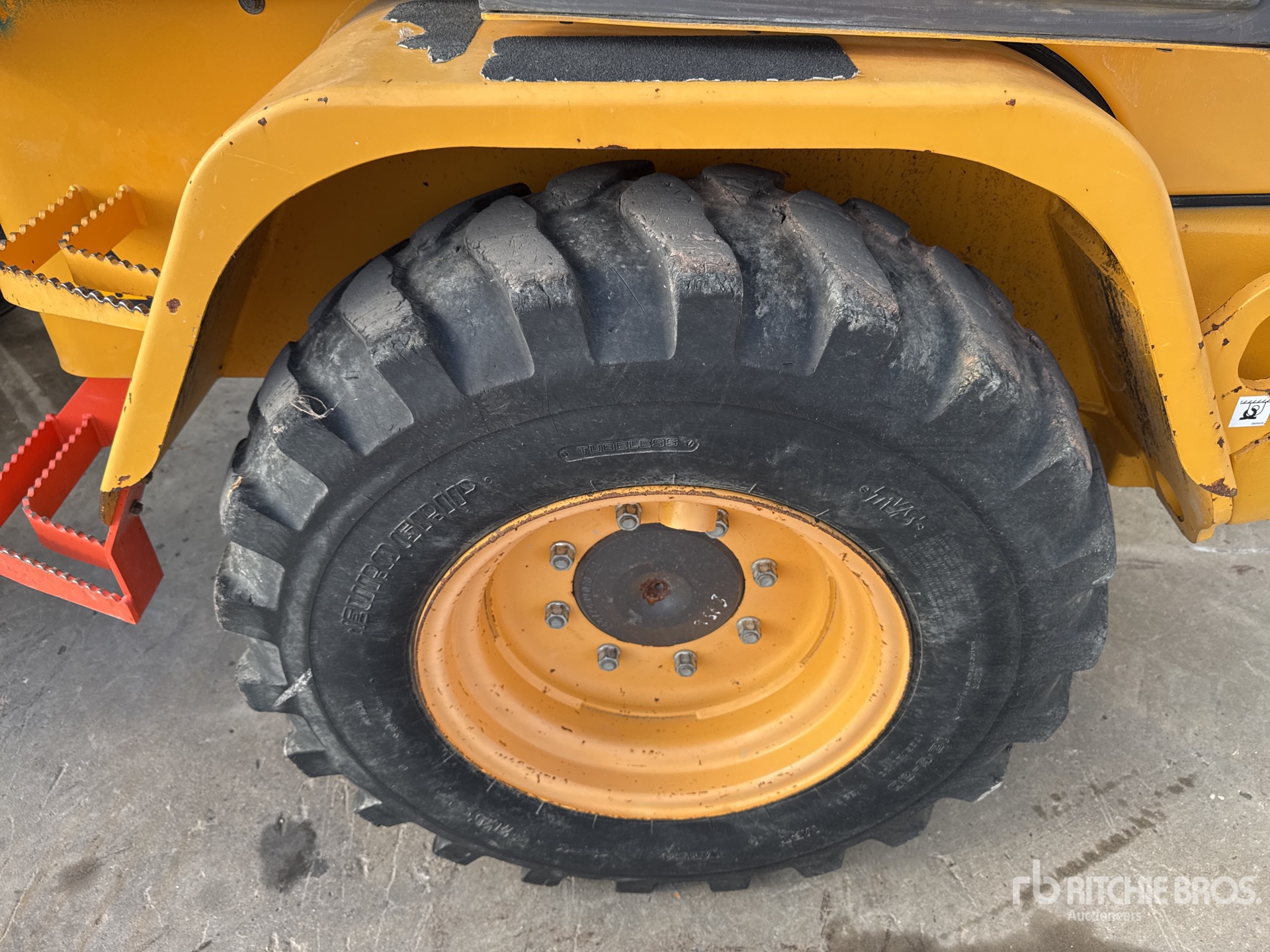 2017 Volvo L30G