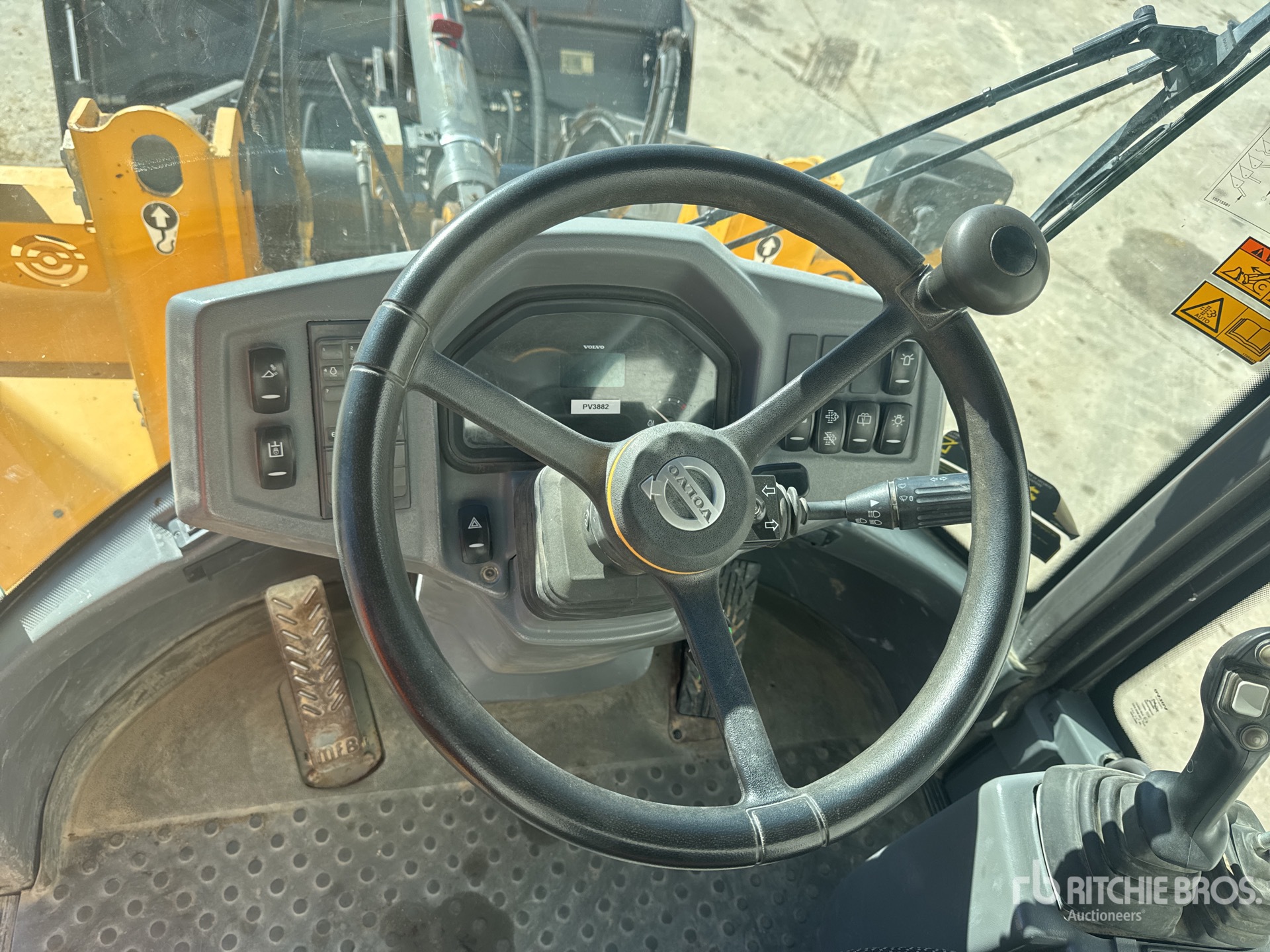 2017 Volvo L30G