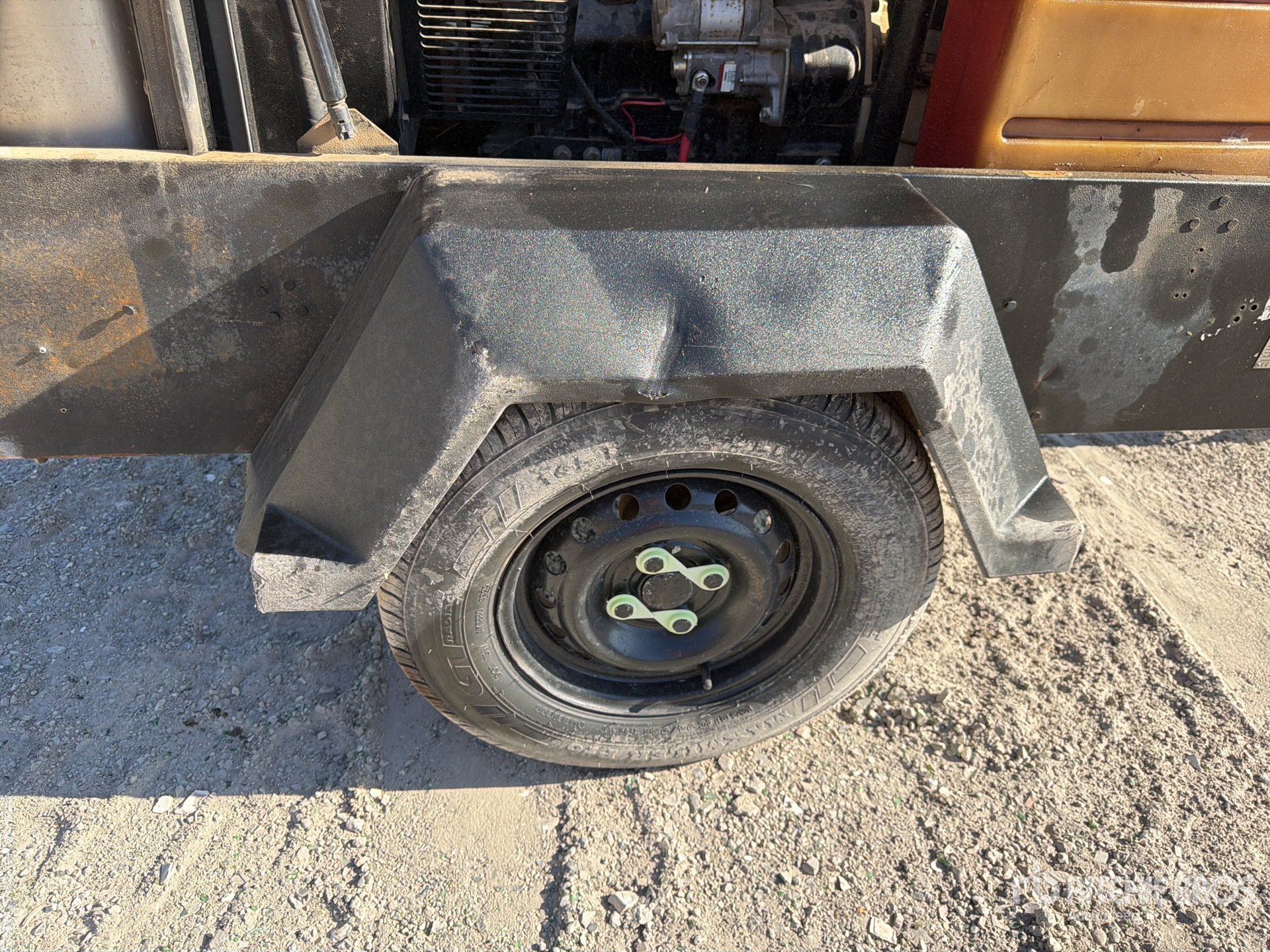 2013 Doosan Portable Power 726E
