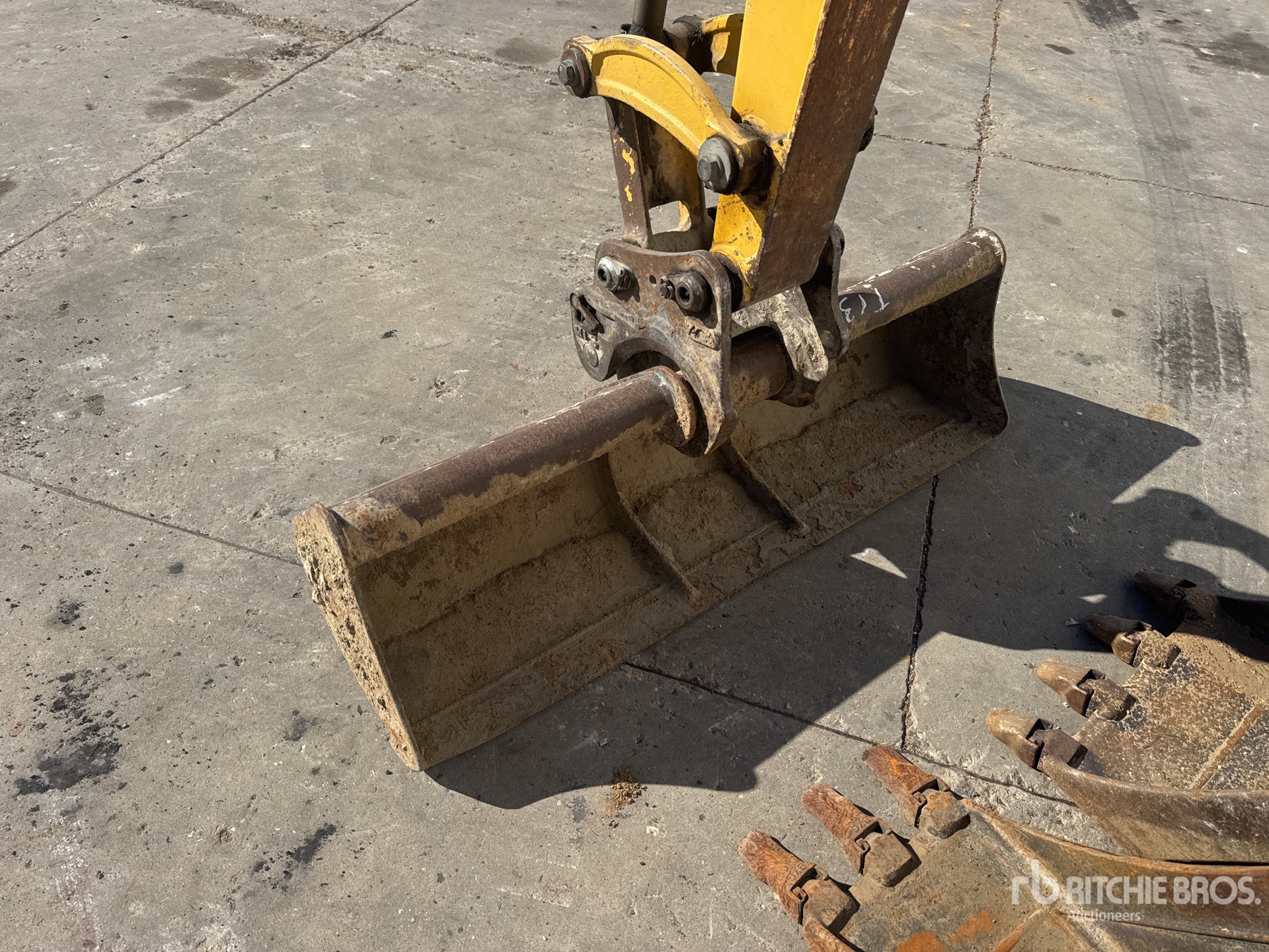 2018 Komatsu PC35MR-5