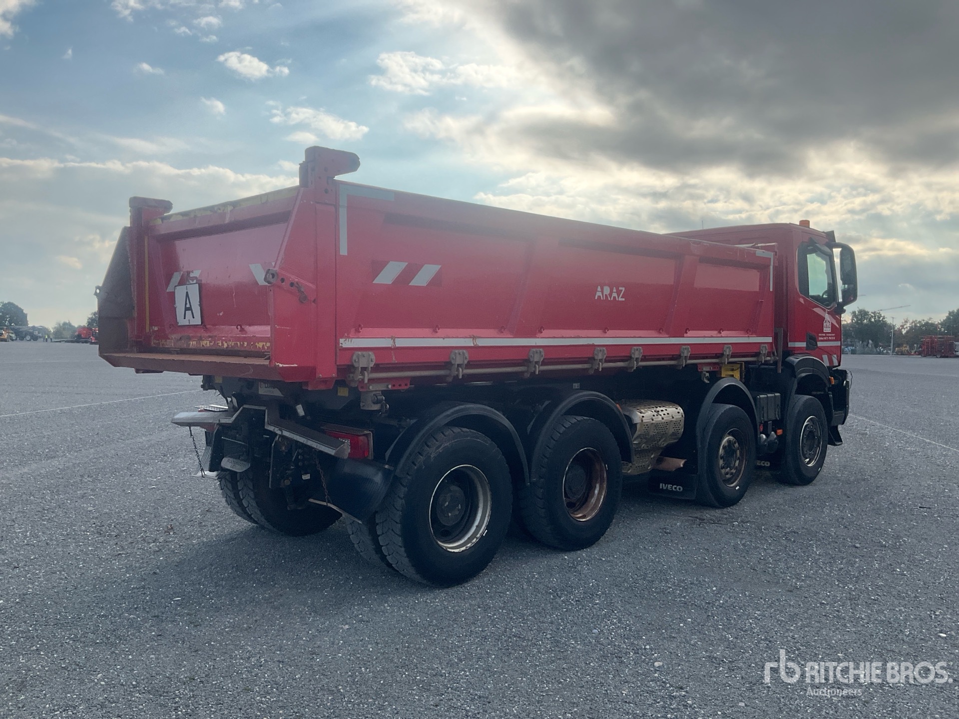 2023 Iveco AD360H X-WAY 48