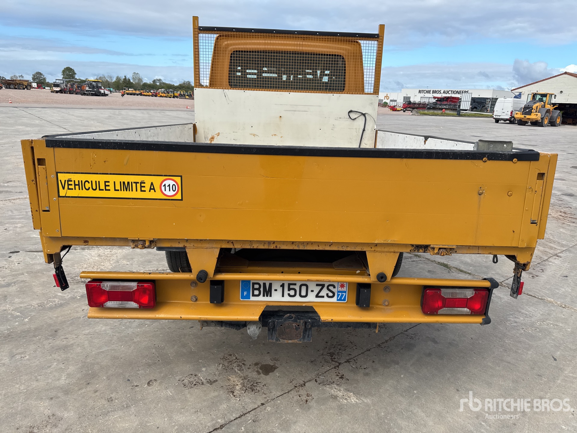 2011 Iveco 35C15