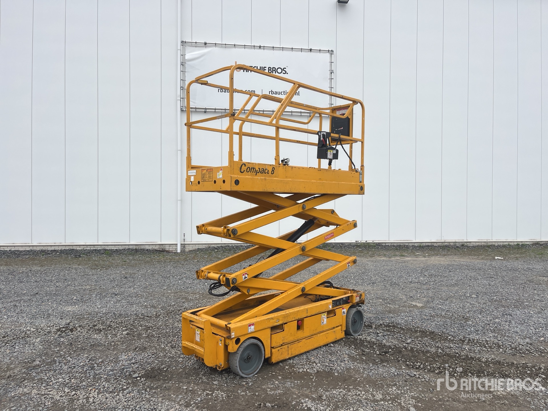 Photo of 2014 Haulotte COMPACT 8CU