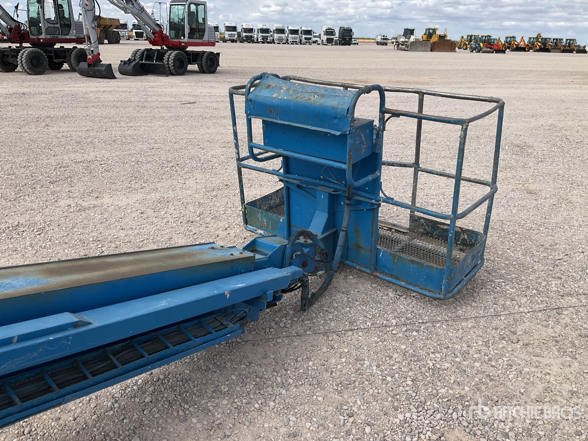 1999 Genie S80