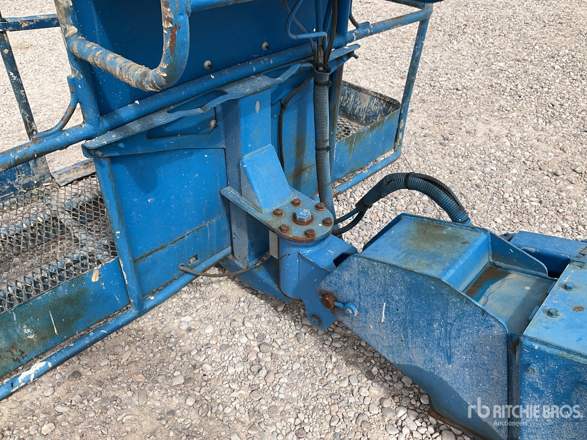 1999 Genie S80