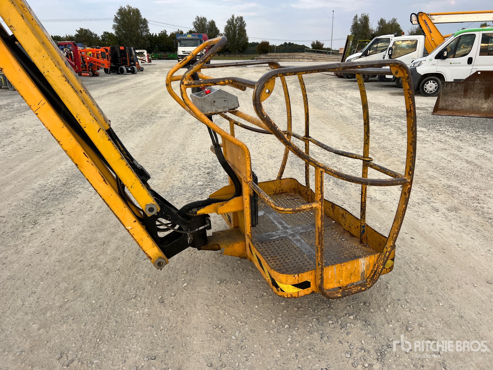 2007 Haulotte H15IP