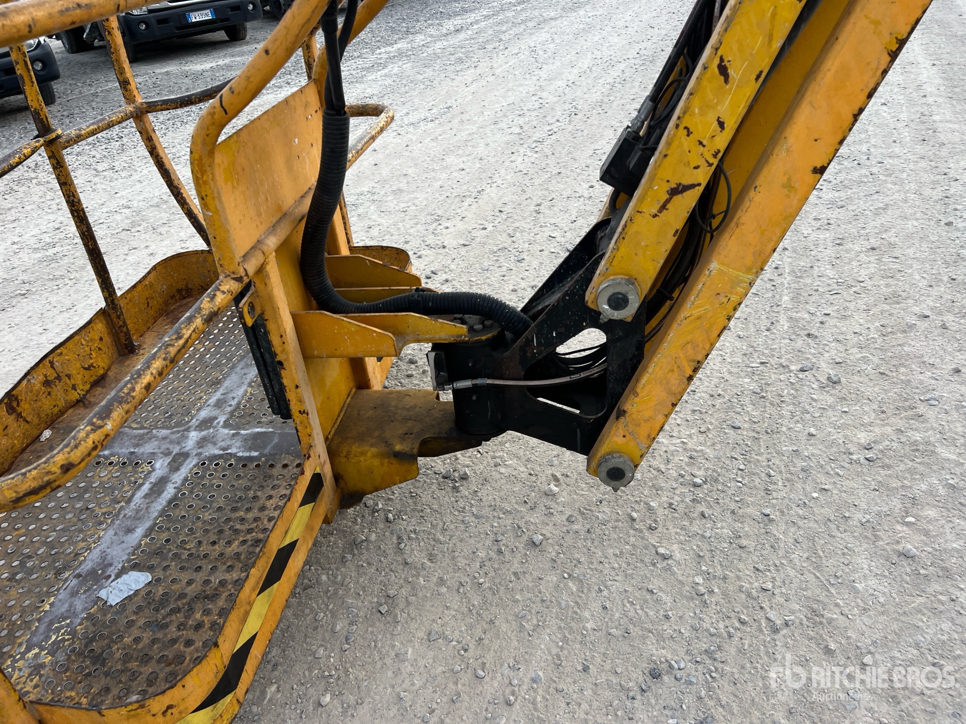 2007 Haulotte H15IP