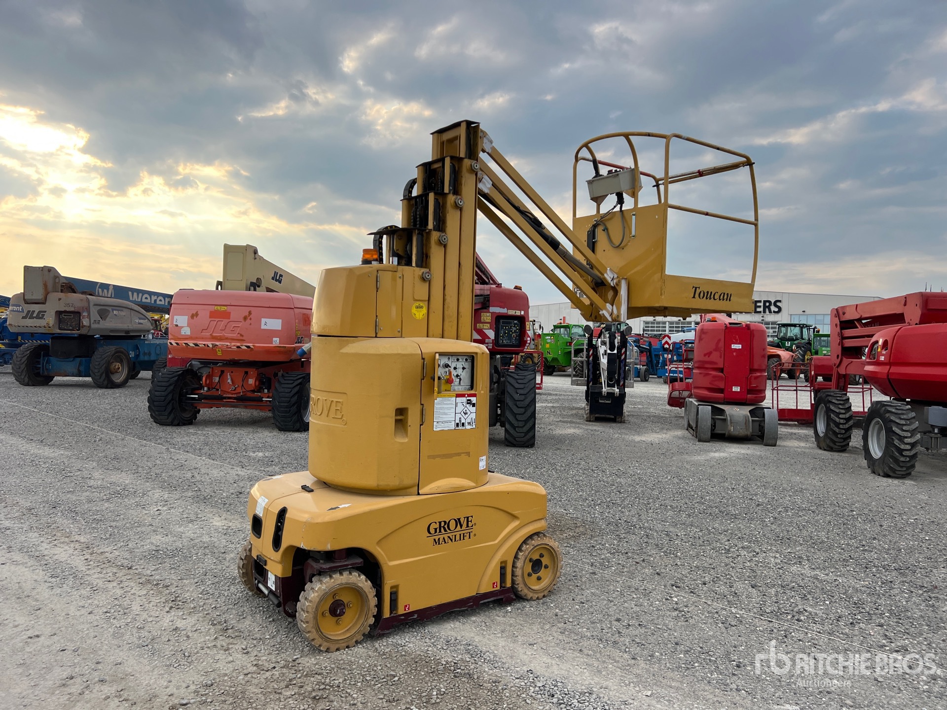 1999 JLG TOUCAN 1010