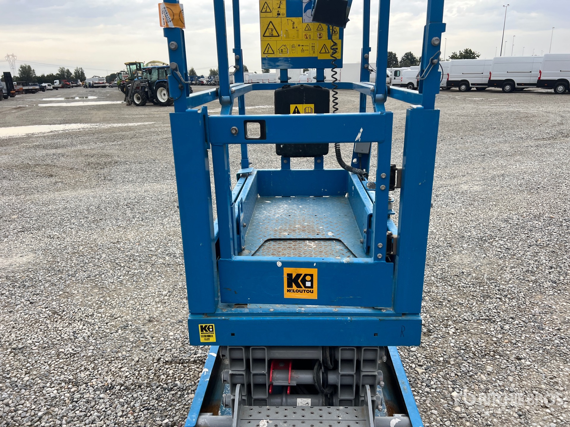 2020 Genie GS-1330