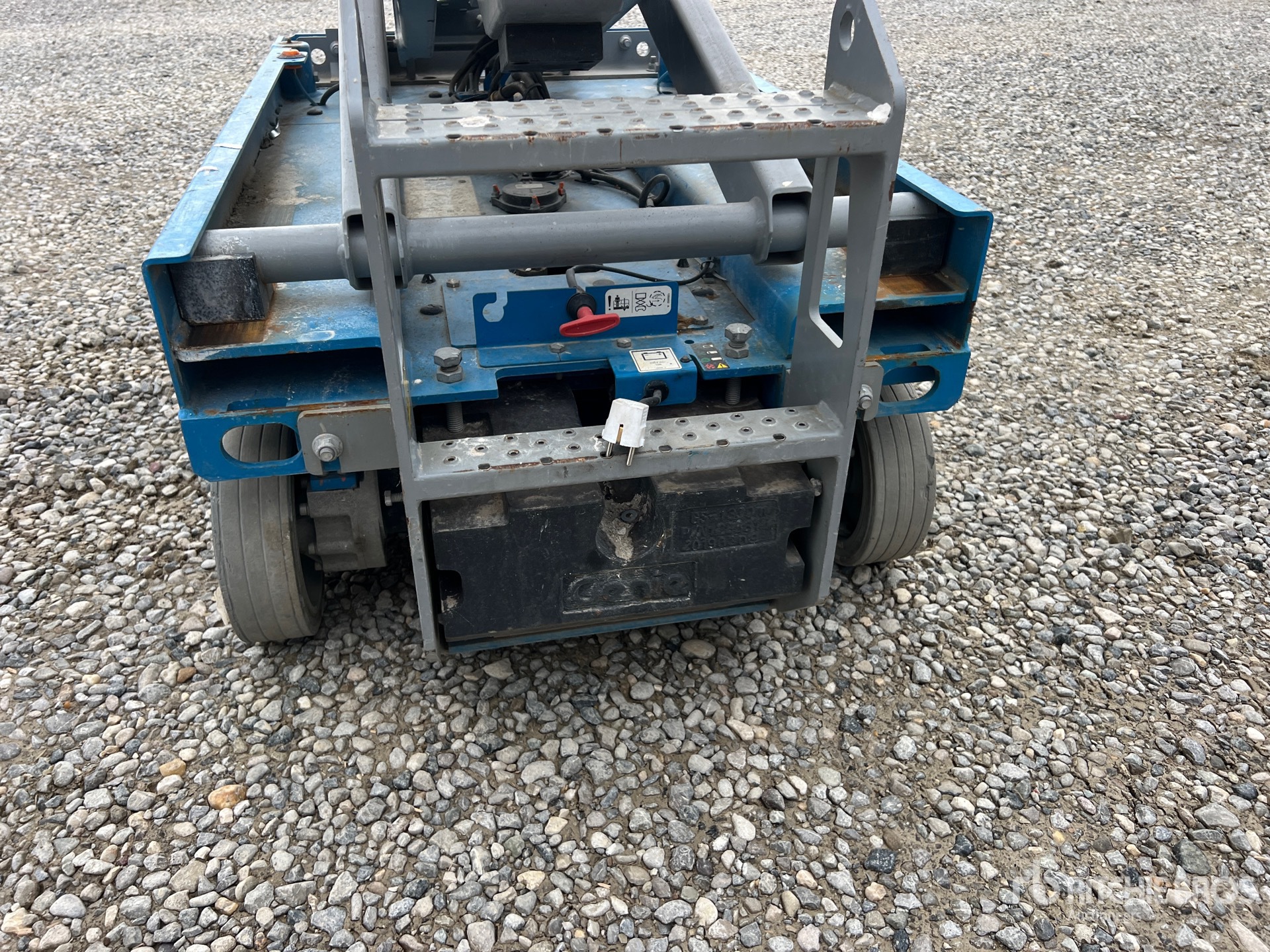 2020 Genie GS-1330
