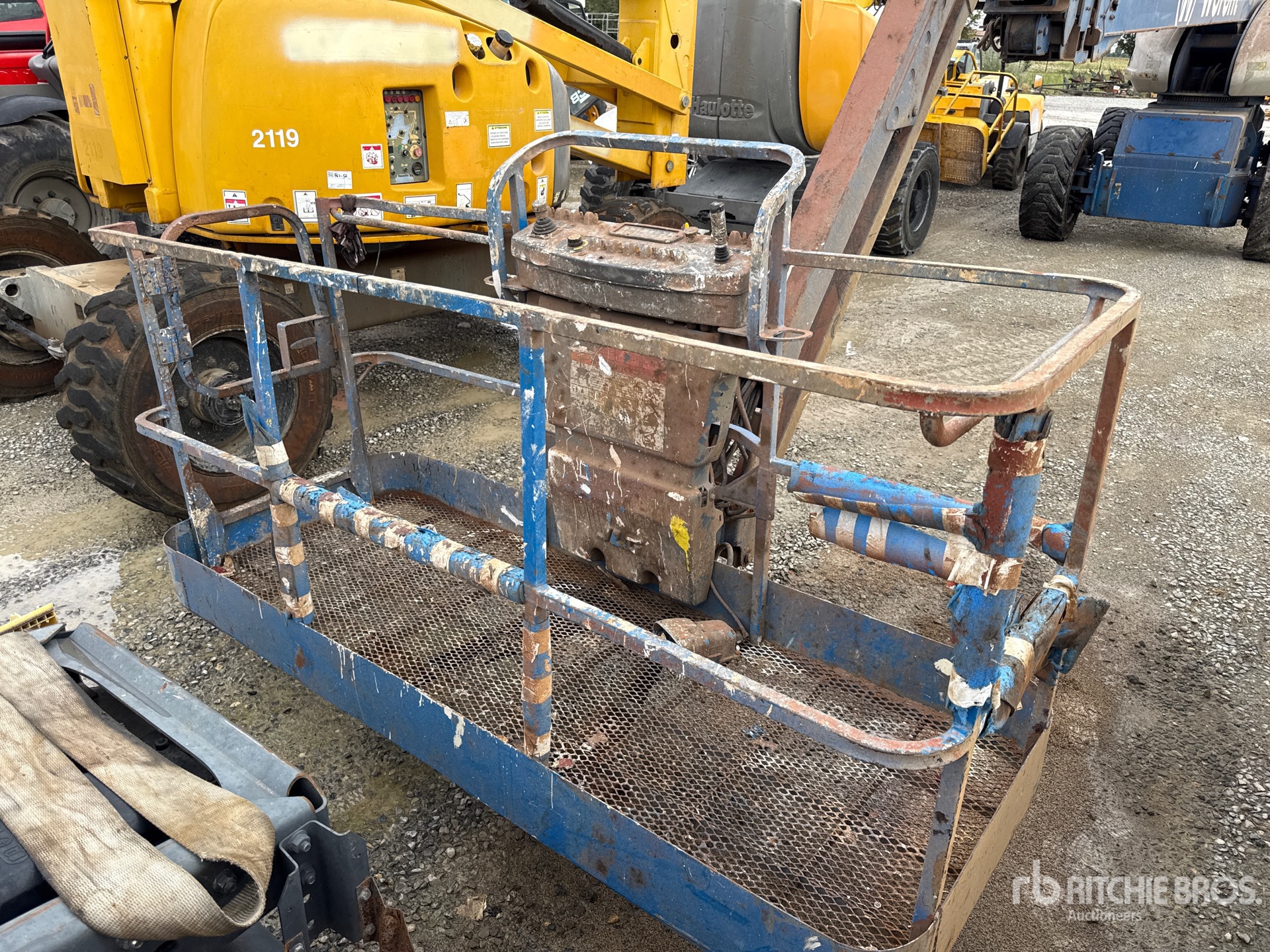 2007 JLG 1350SJP
