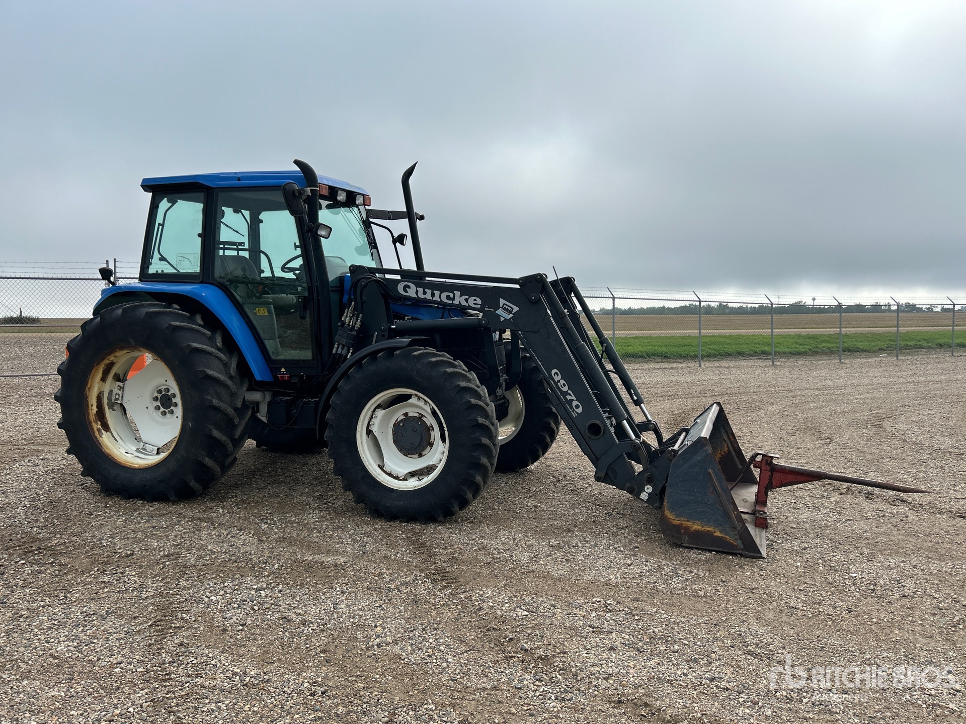 2001 New Holland TS110