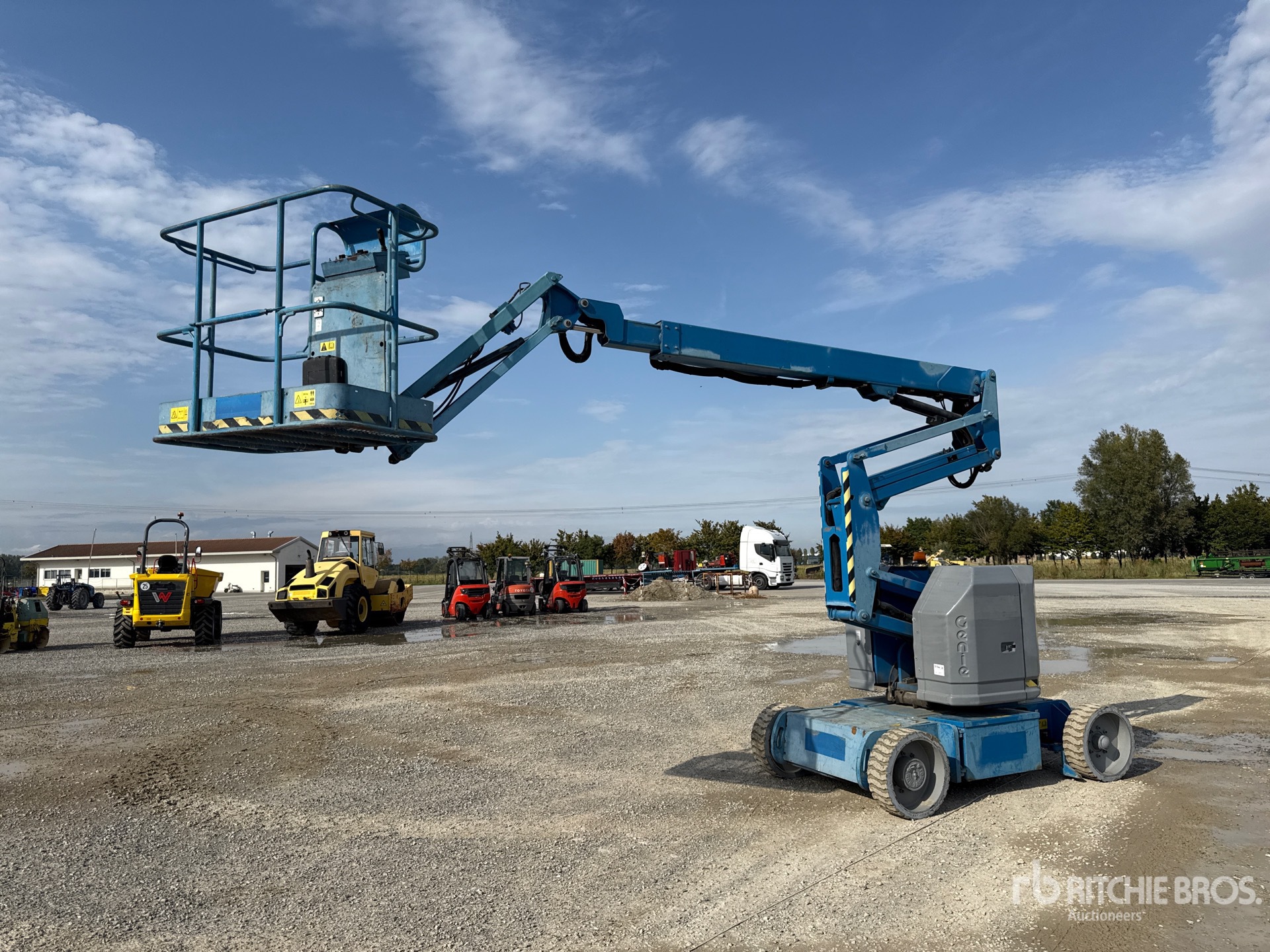 Photo of 2016 Genie Z-34/22N