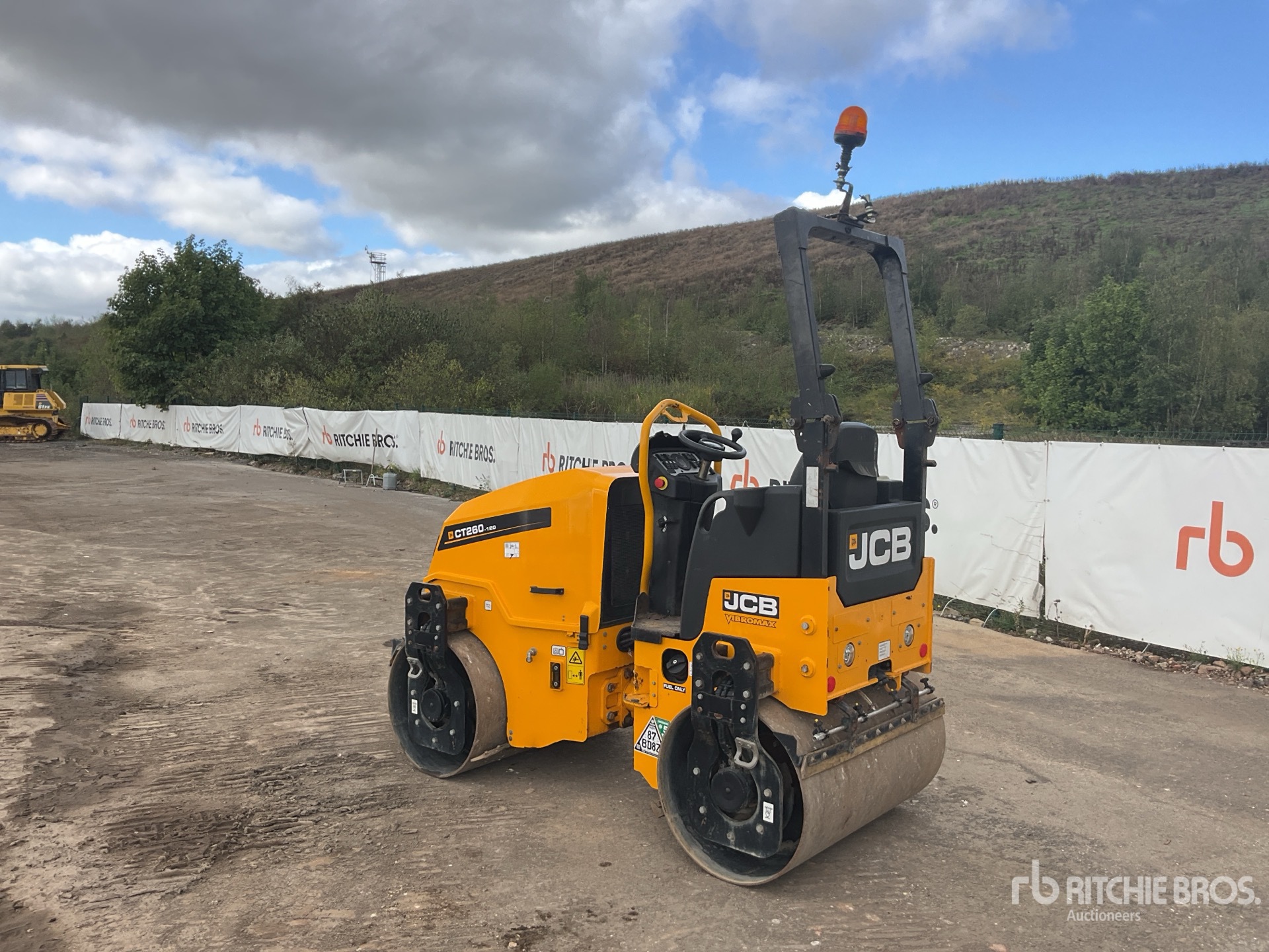 2024 JCB CT260-120