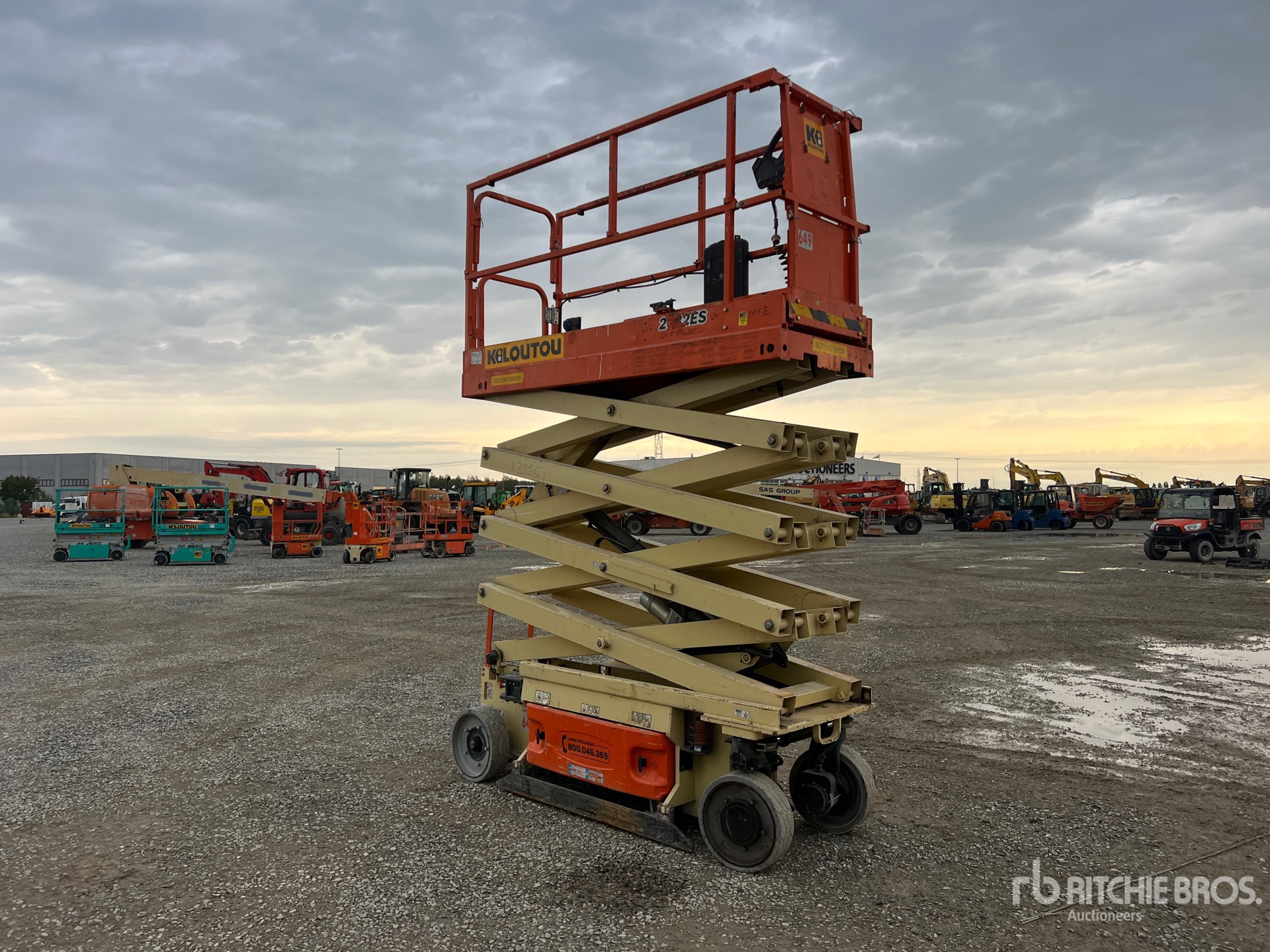Photo of 2015 JLG 2632ES