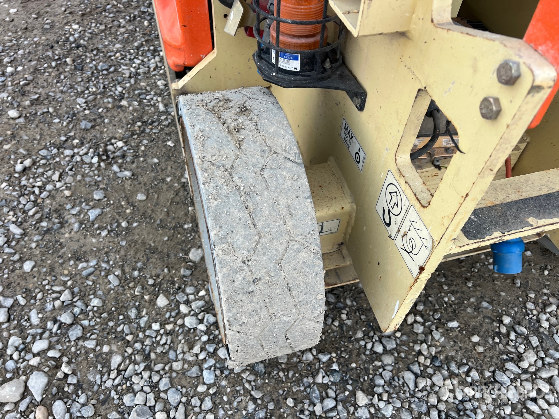 2015 JLG 2632ES