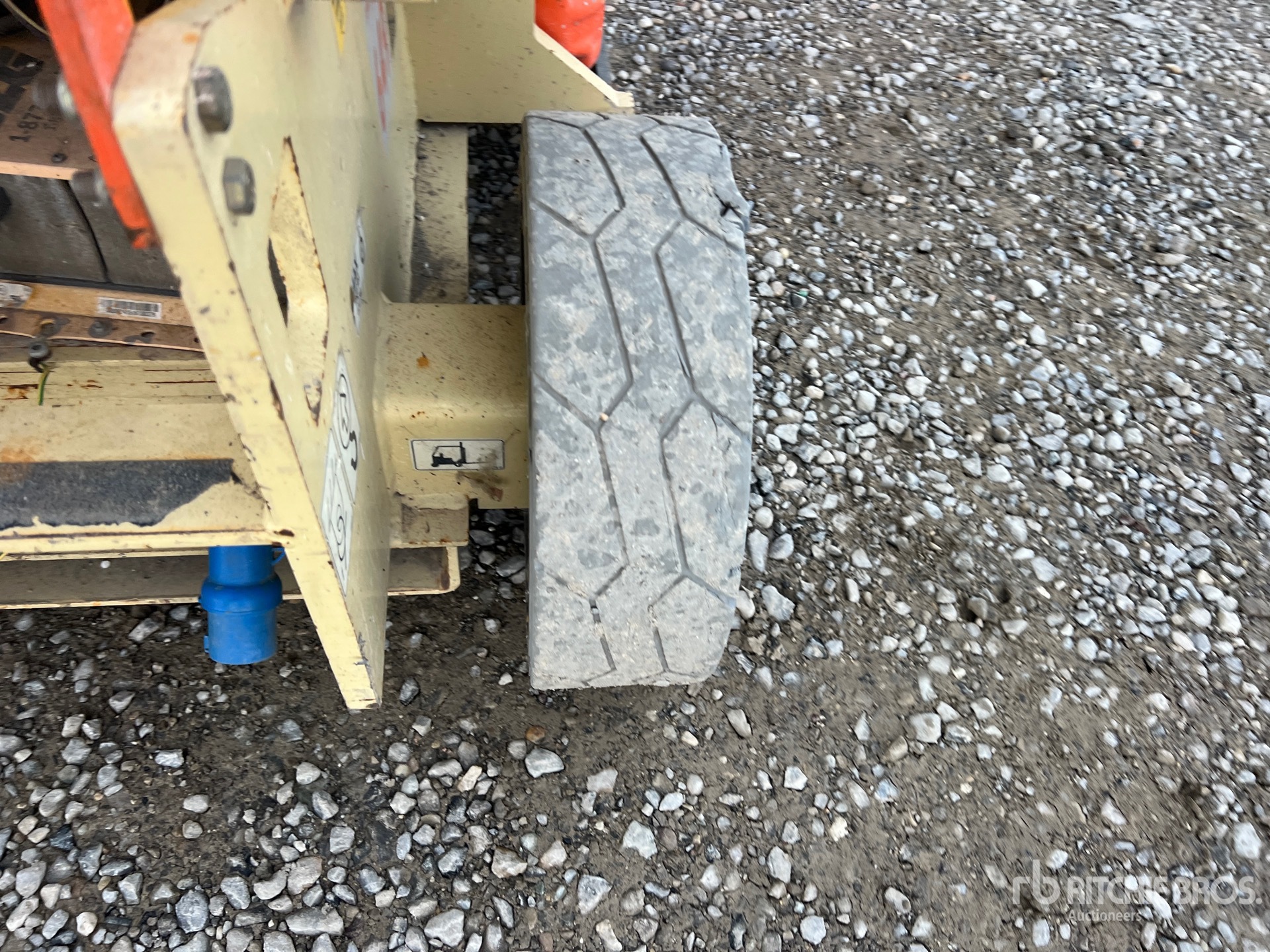 2015 JLG 2632ES