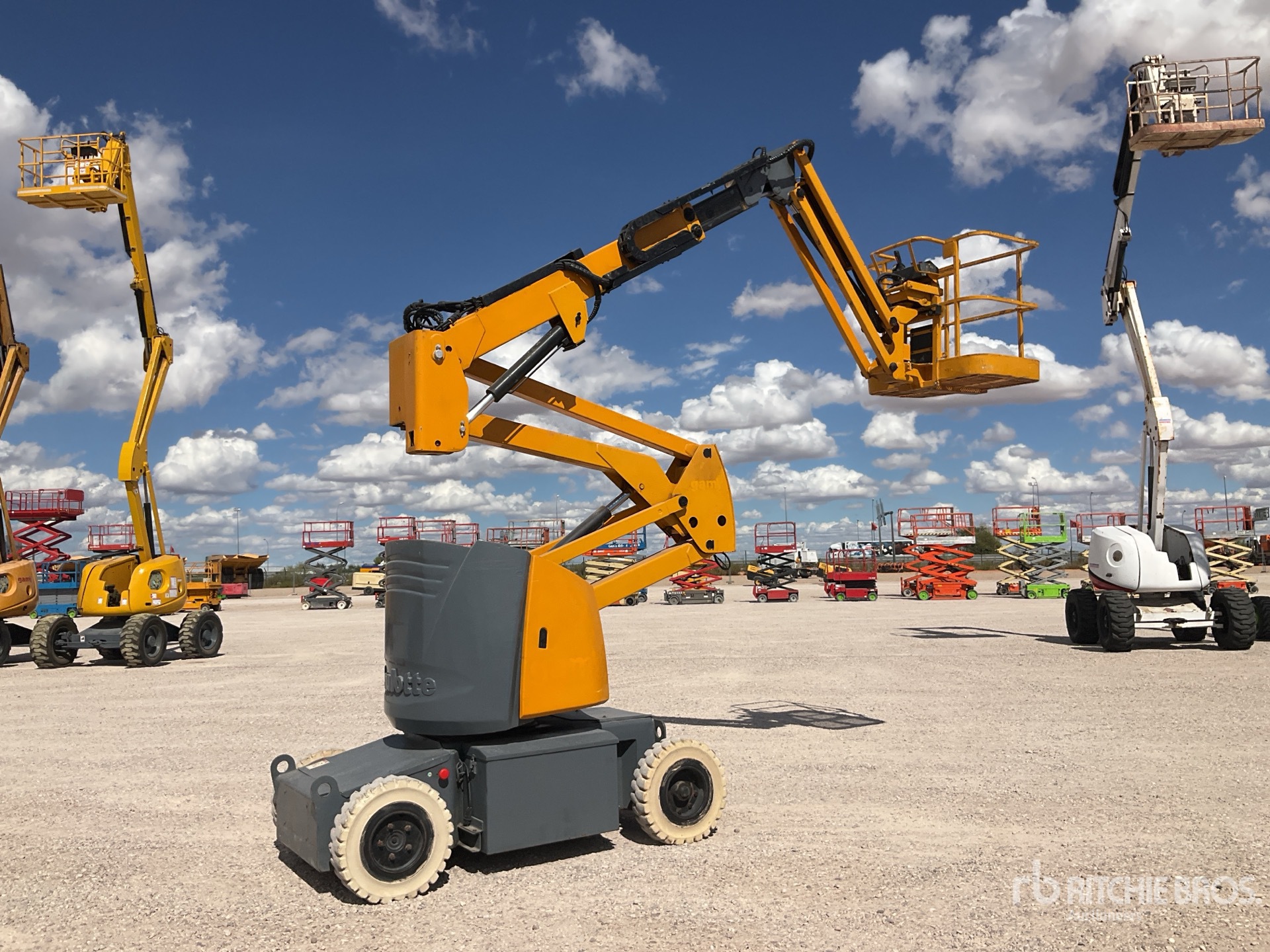 2006 Haulotte HA12IP