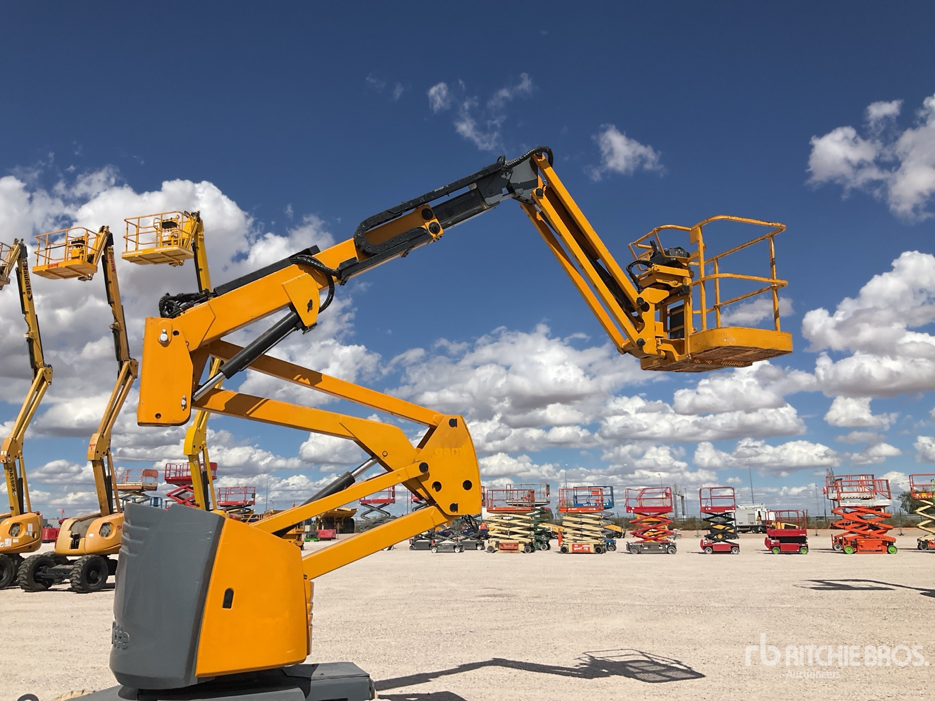 2006 Haulotte HA12IP