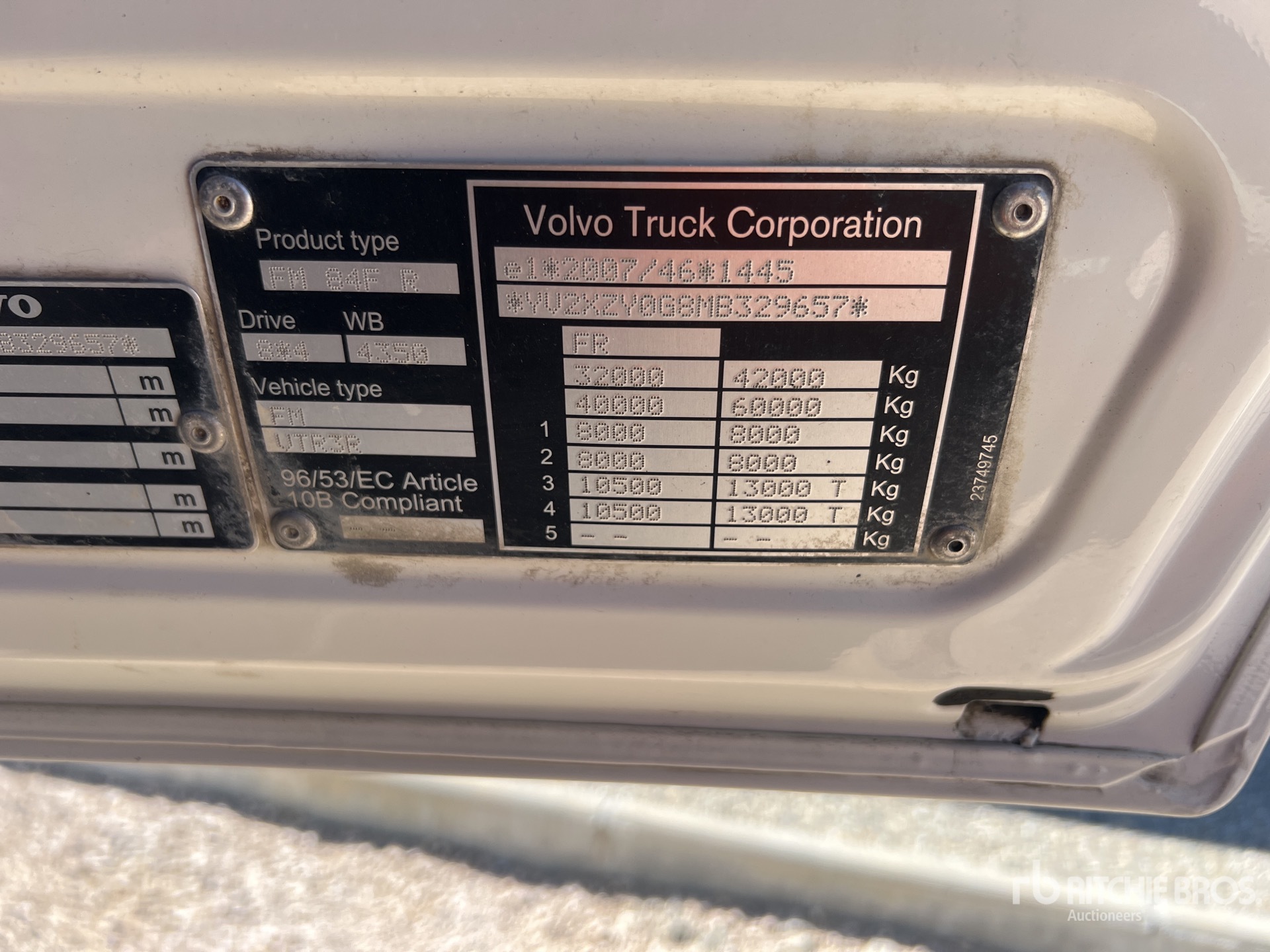 2021 Volvo FMX460