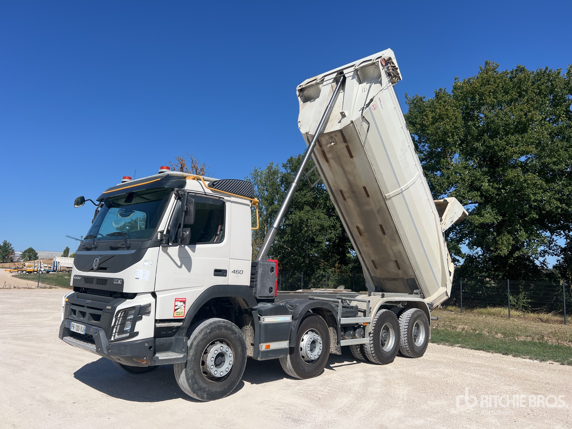 2021 Volvo FMX460