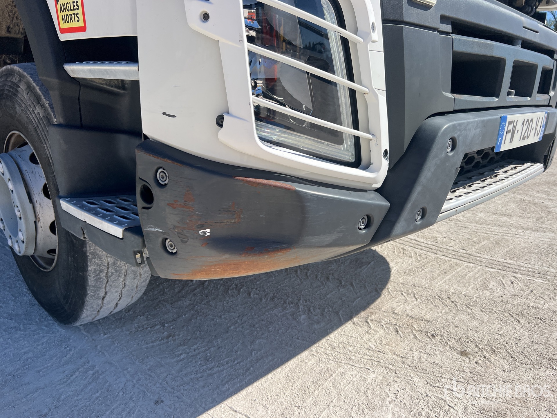 2021 Volvo FMX460