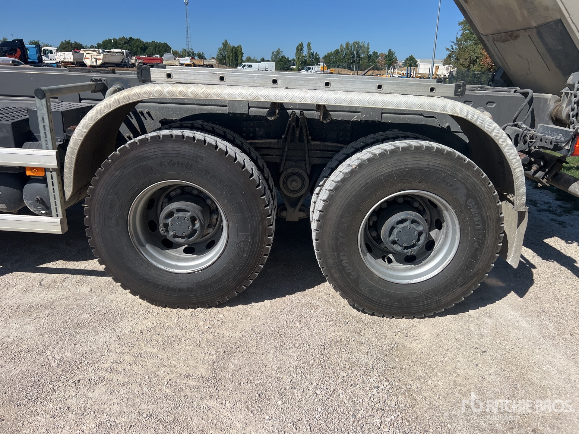 2021 Volvo FMX460