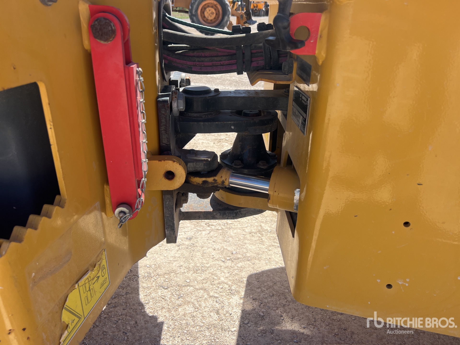 2020 Caterpillar CB2.7