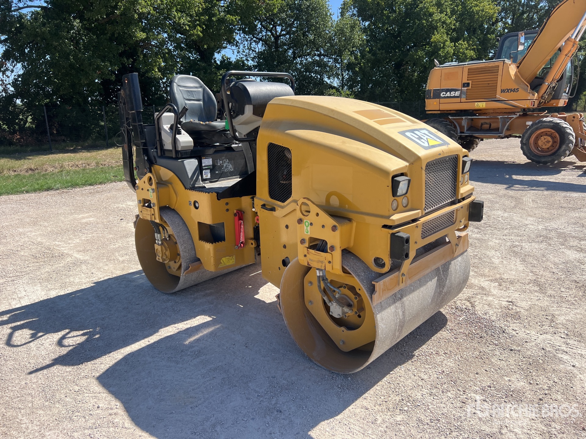 2020 Caterpillar CB2.7