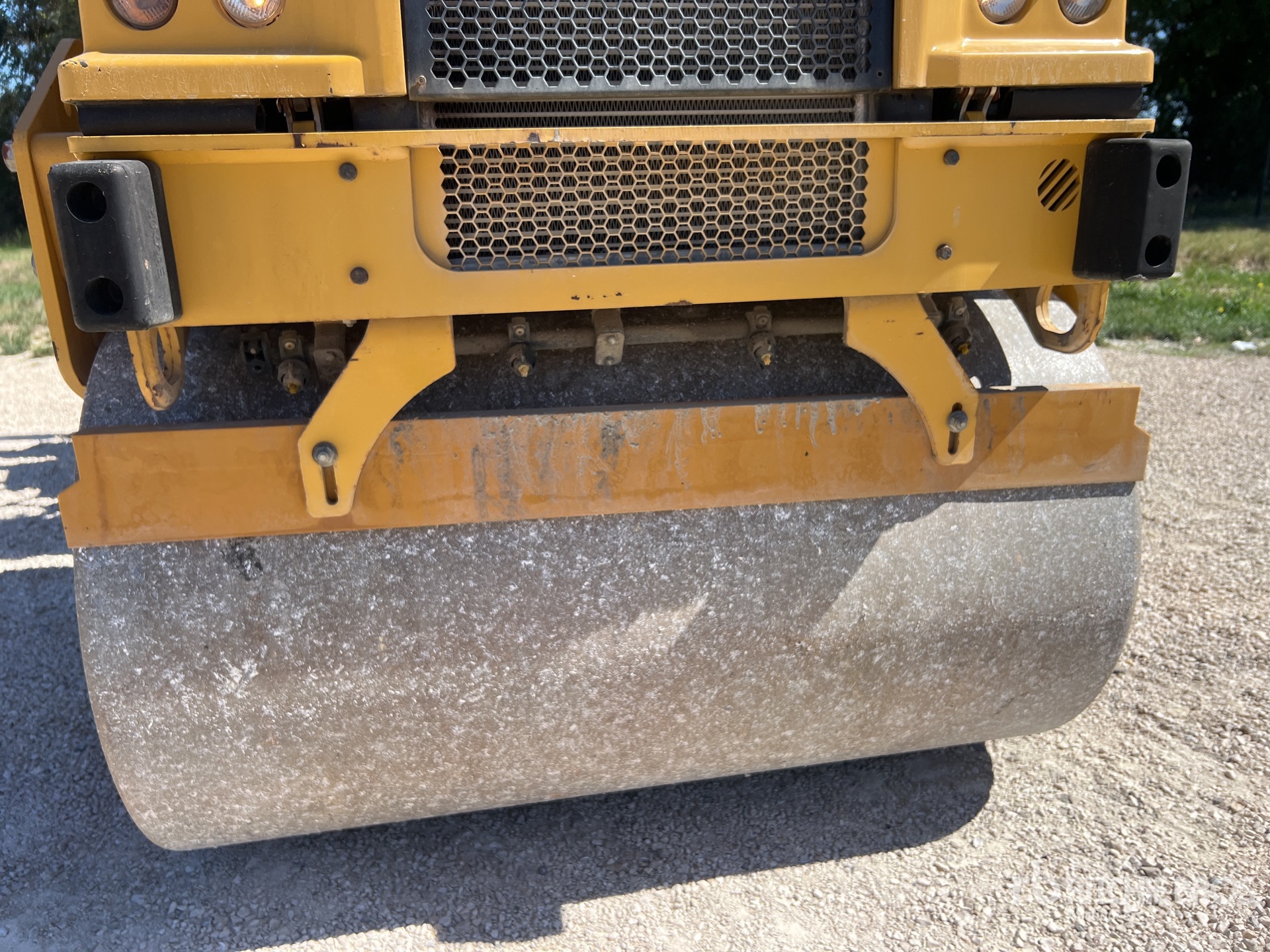 2020 Caterpillar CB2.7