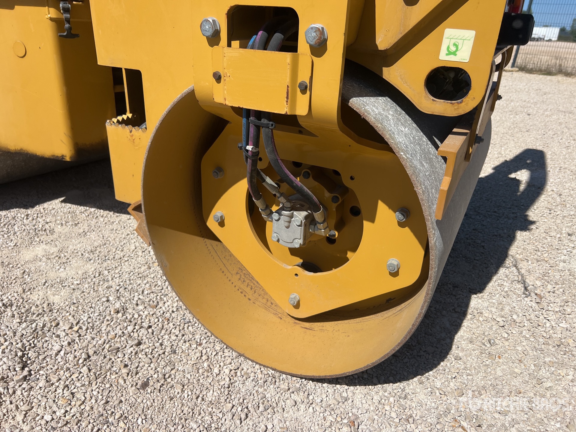 2020 Caterpillar CB2.7