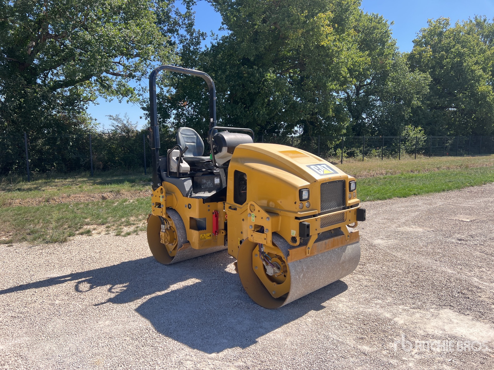 2020 Caterpillar CB2.7
