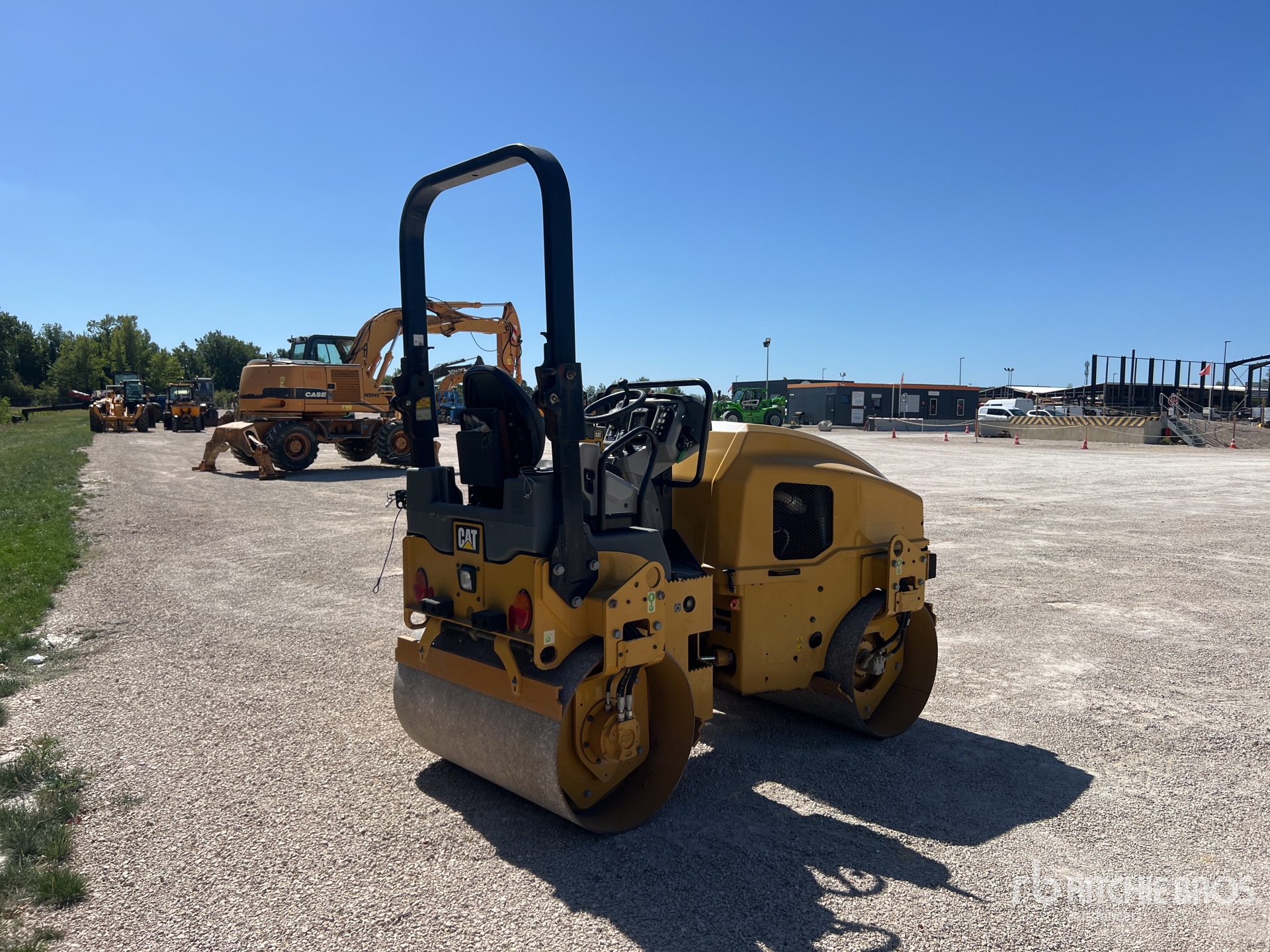 2020 Caterpillar CB2.7