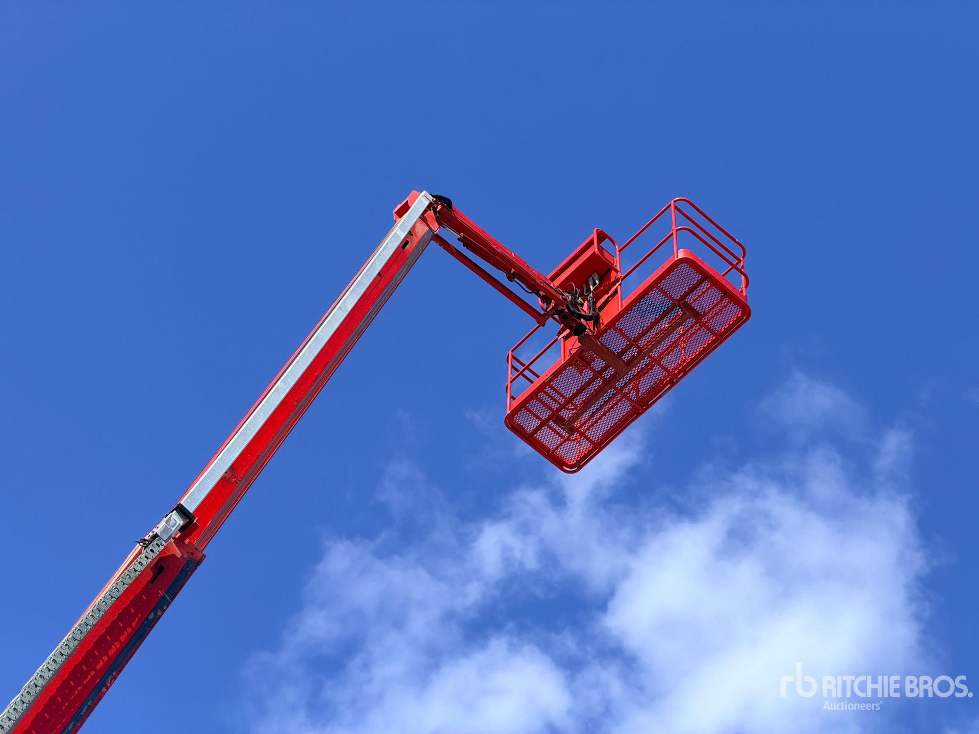 2007 Genie S-85