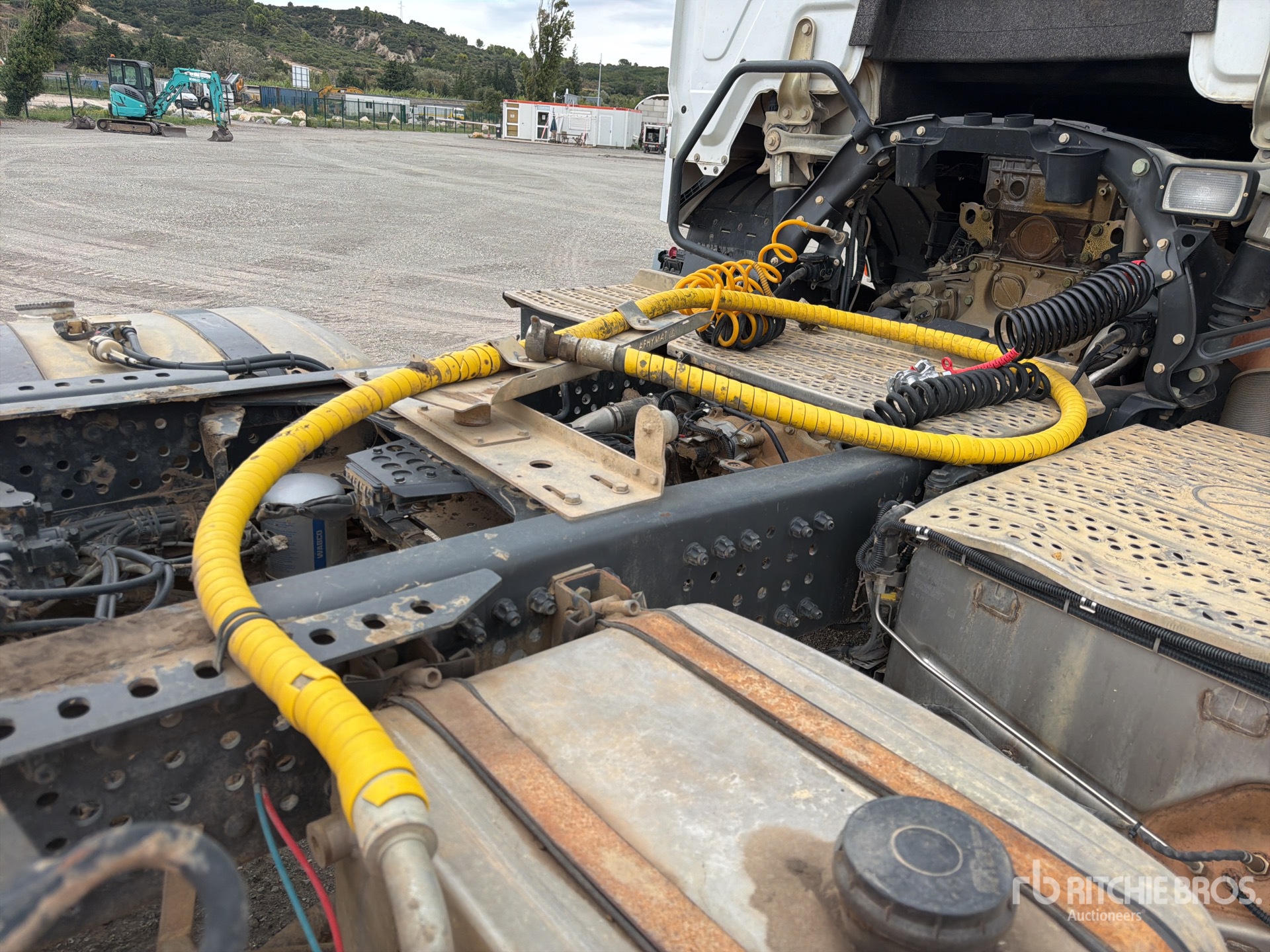 2019 Mercedes-Benz AROCS 2051