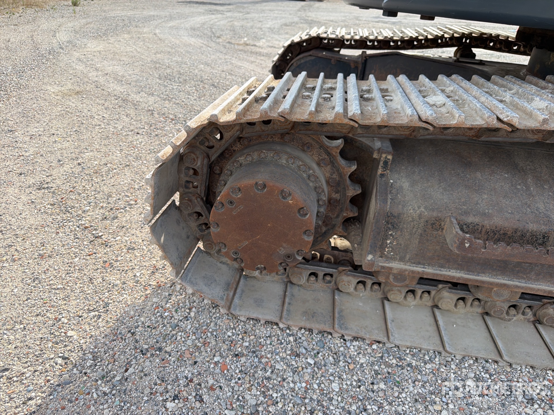 2015 Hitachi ZX225USLC-5B