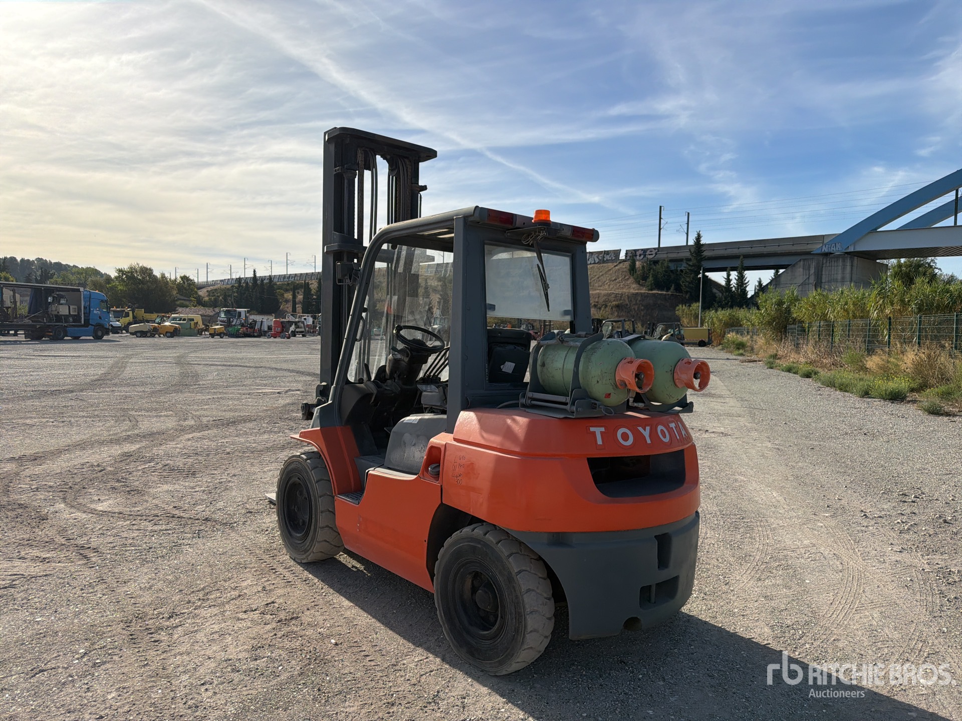 2003 Toyota 02-7FG35