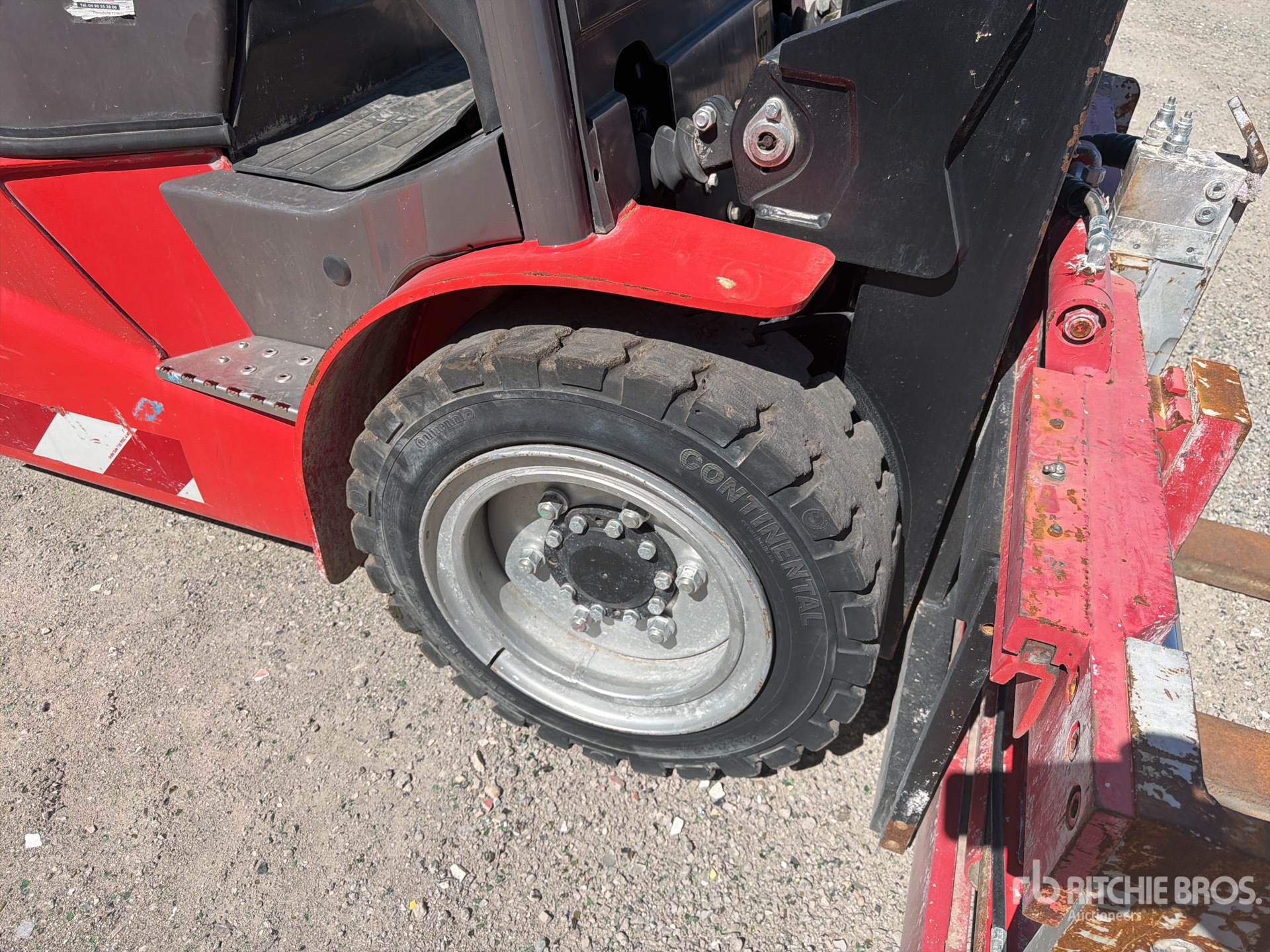2021 Manitou MI 35D