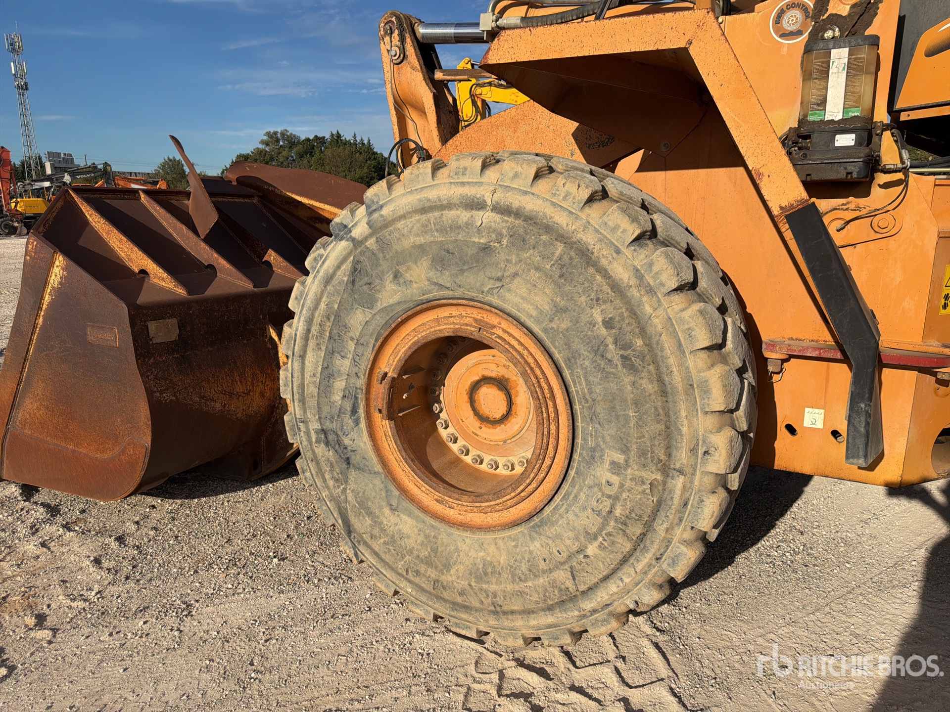 2005 Case 921C/2