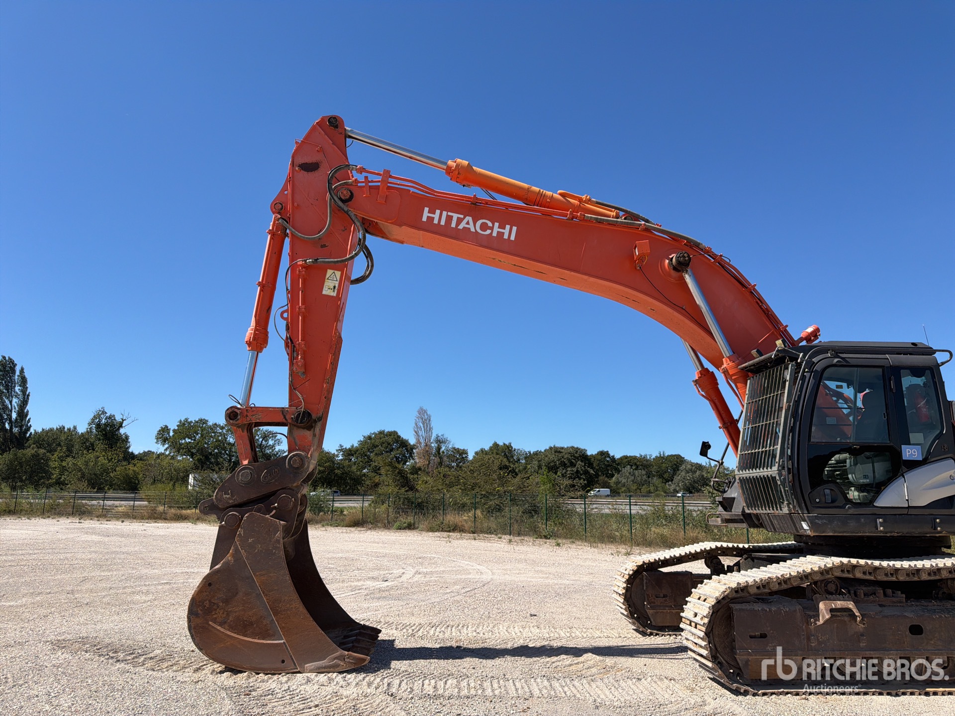 2015 Hitachi ZX470LCH-5B