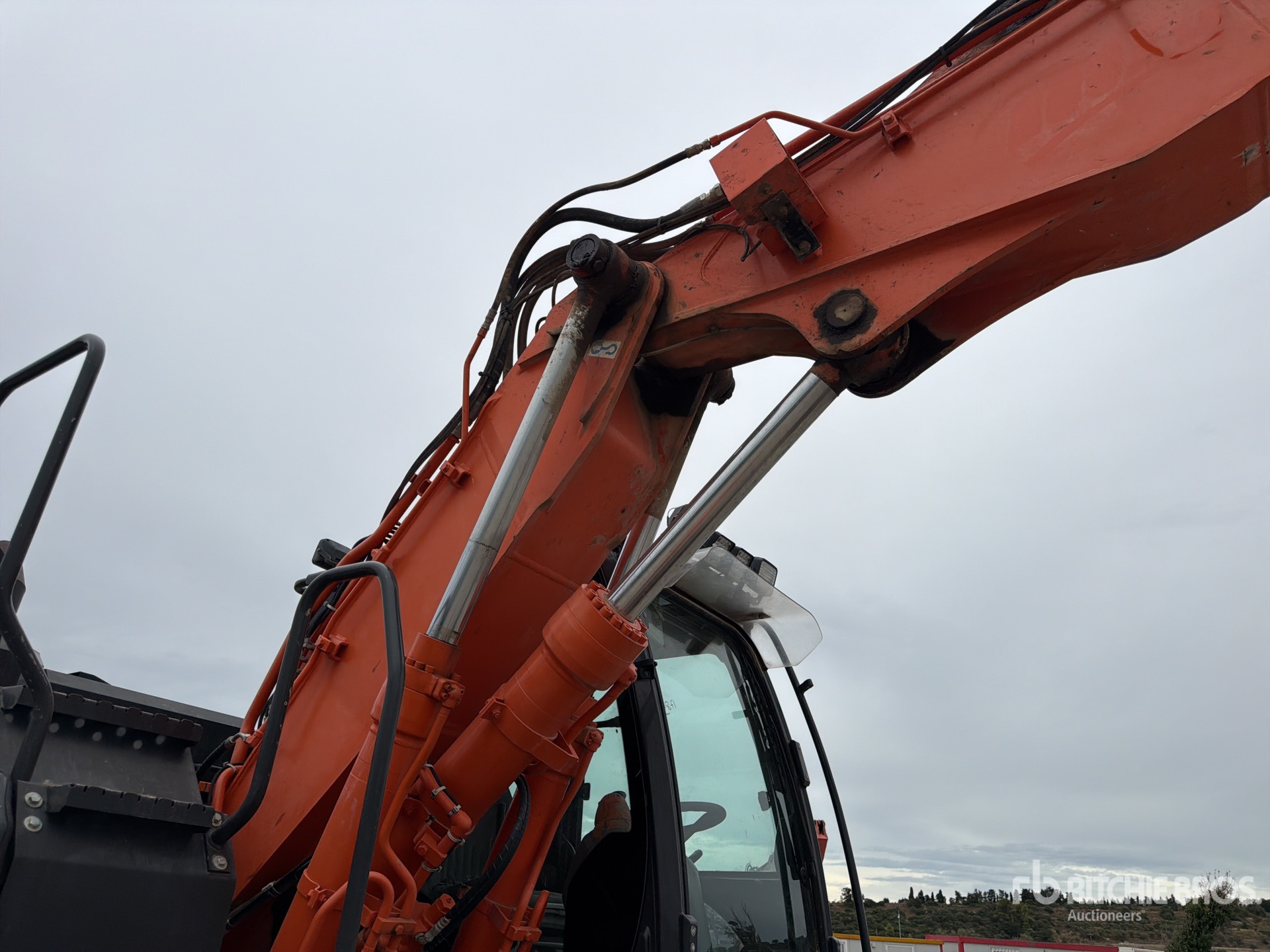 2017 Hitachi ZX145W-6