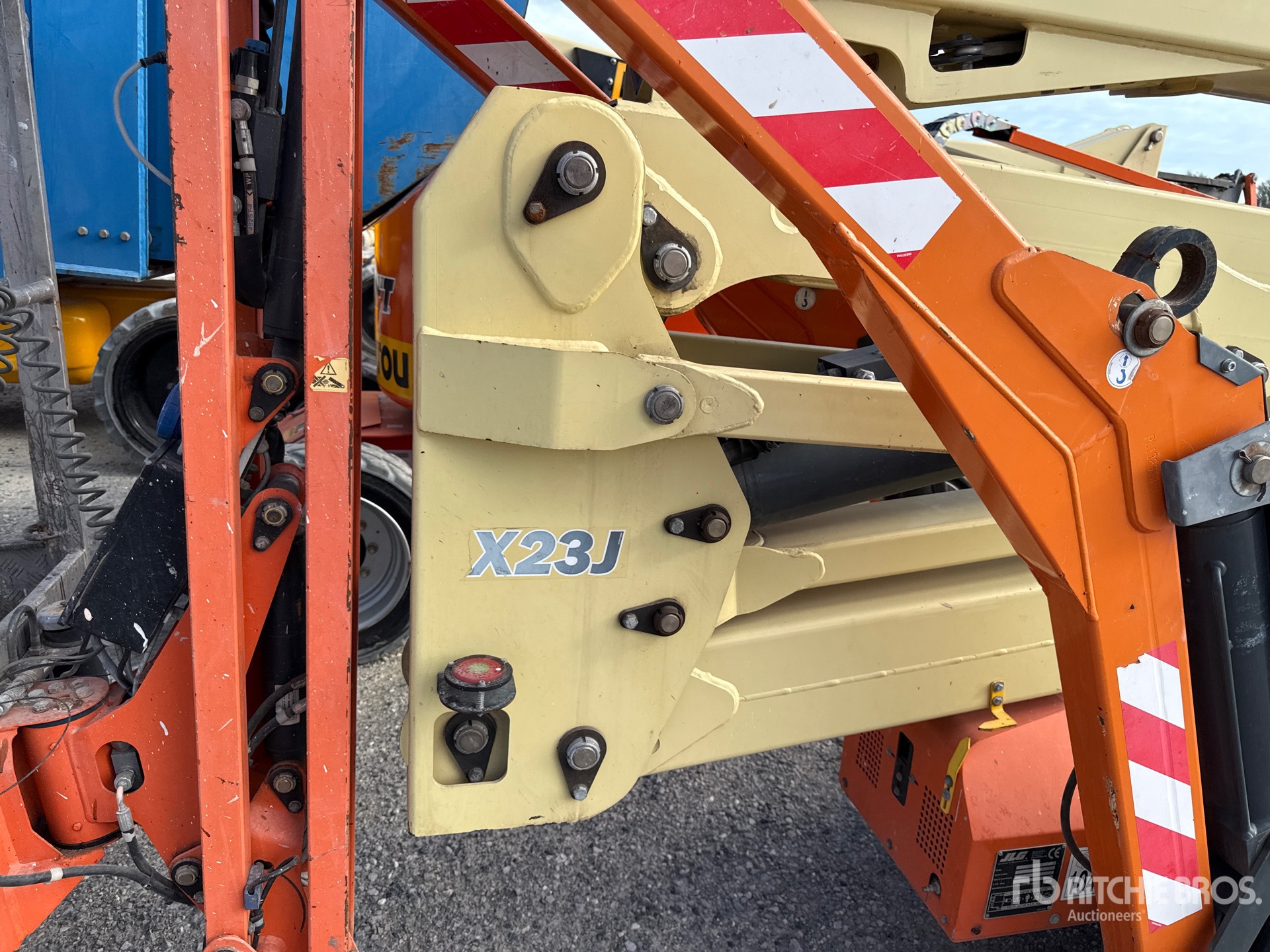 2013 JLG X23J