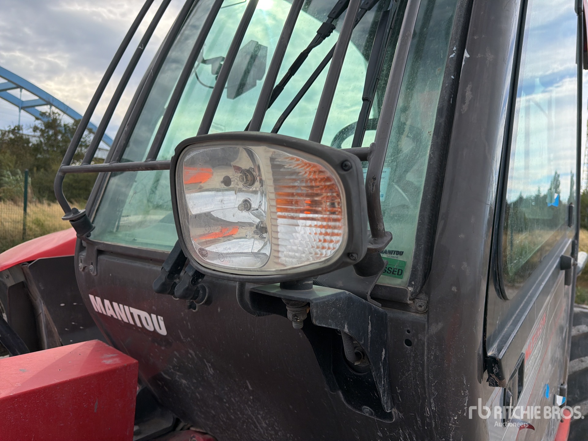 2017 Manitou MLT845H