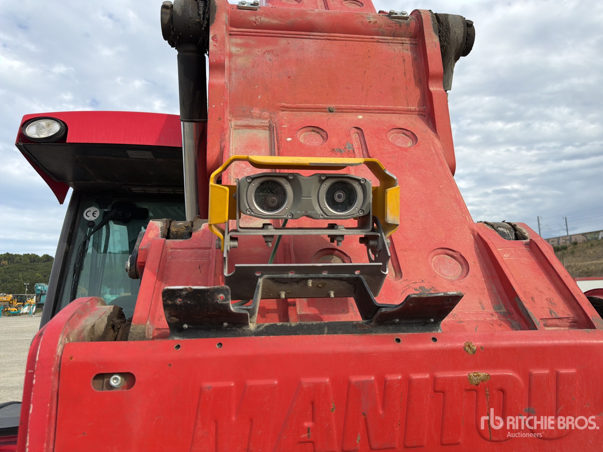 2017 Manitou MLT845H